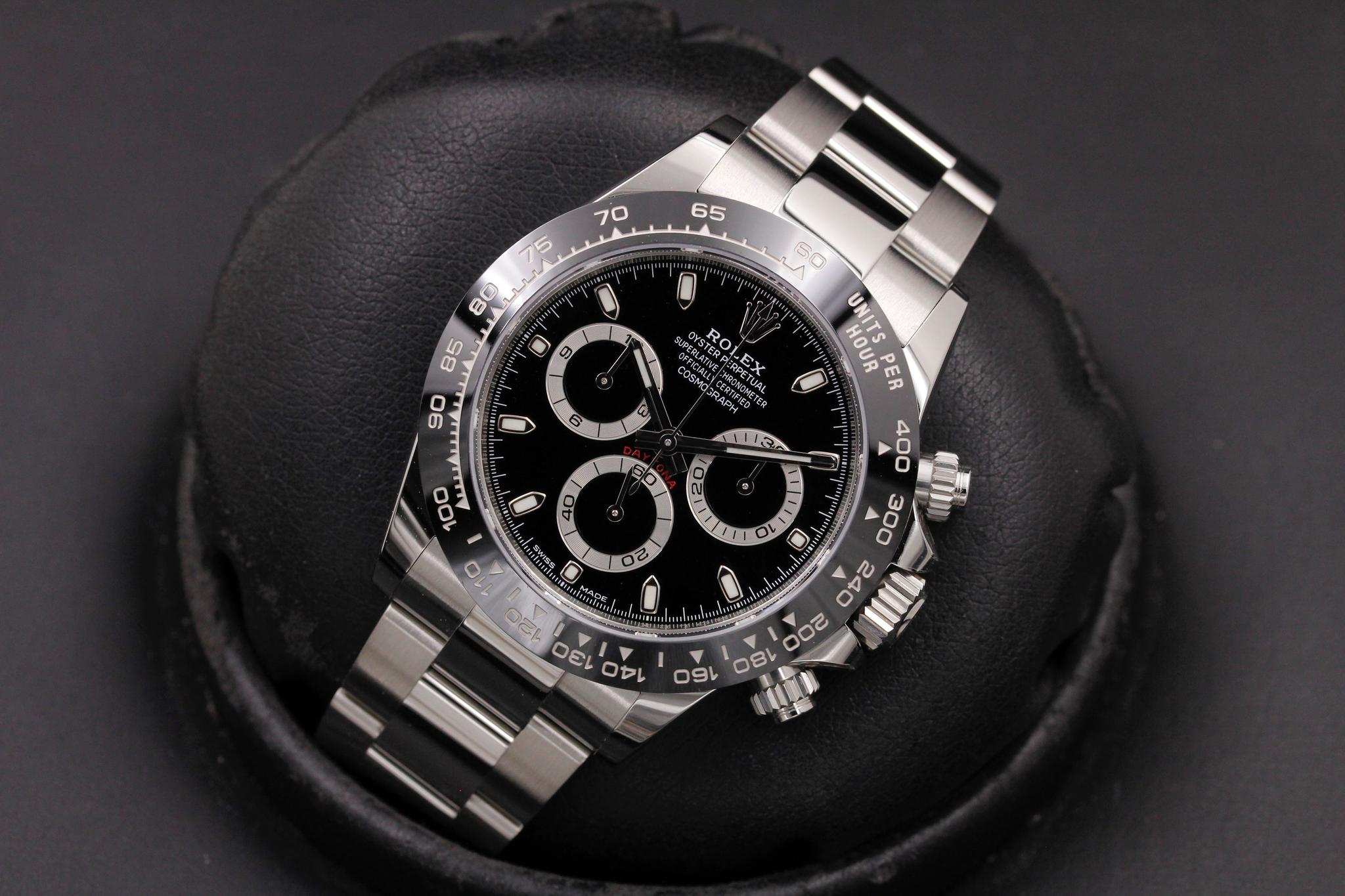 Watch Image 9