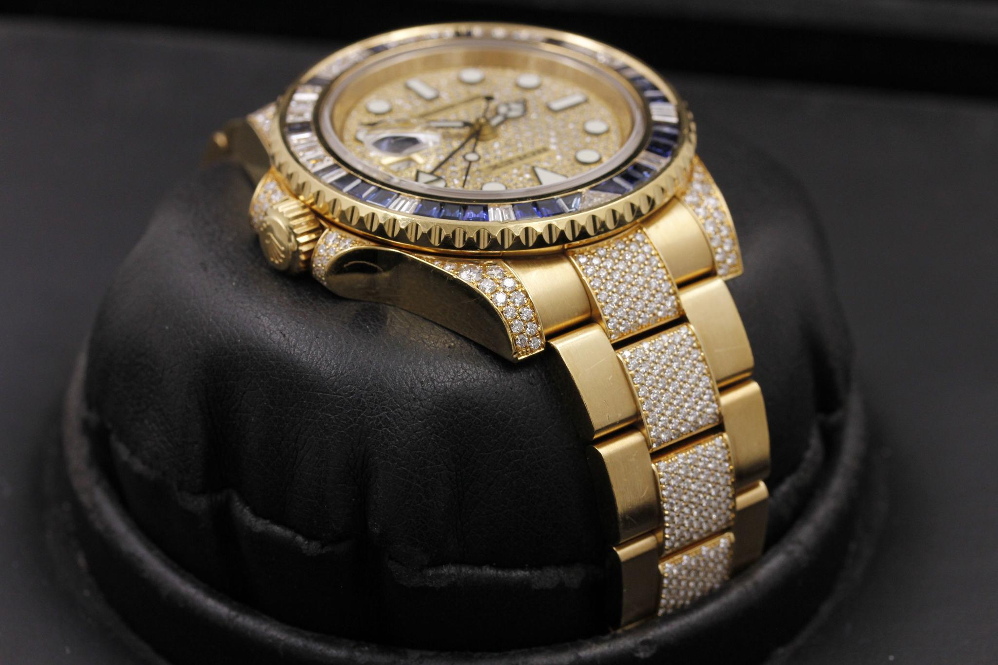 Watch Image 4