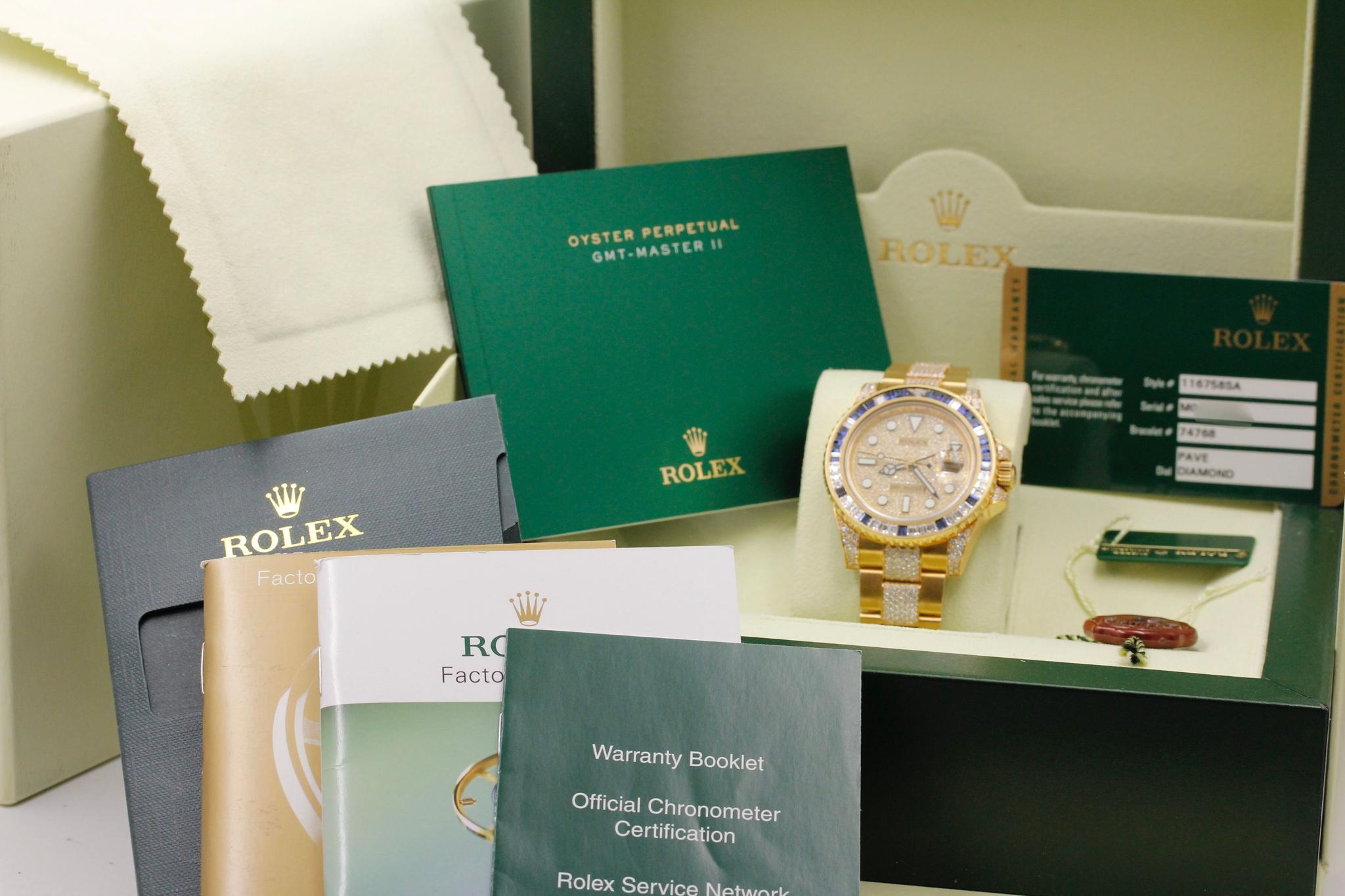 Watch Image 11
