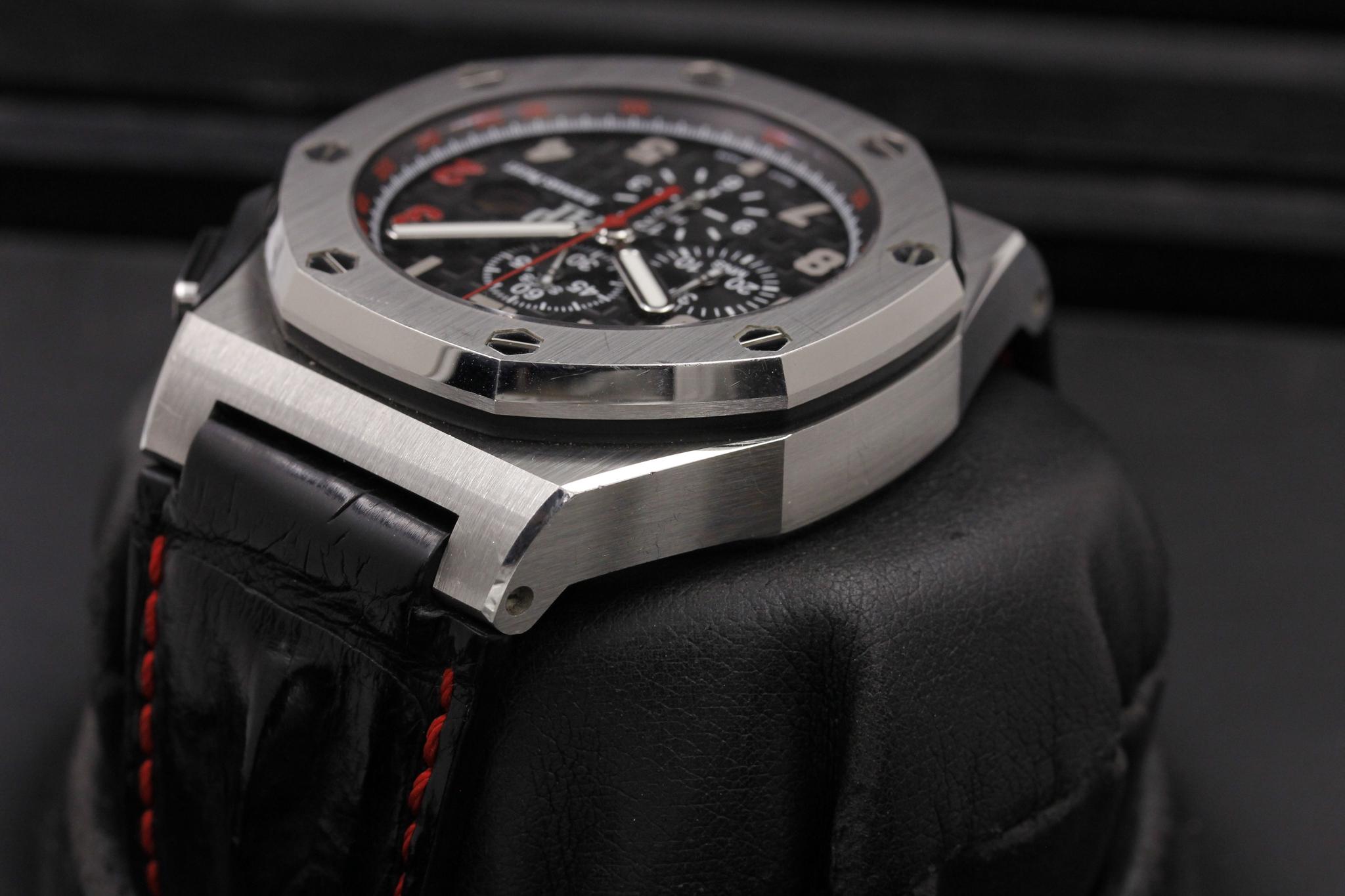 Watch Image 5