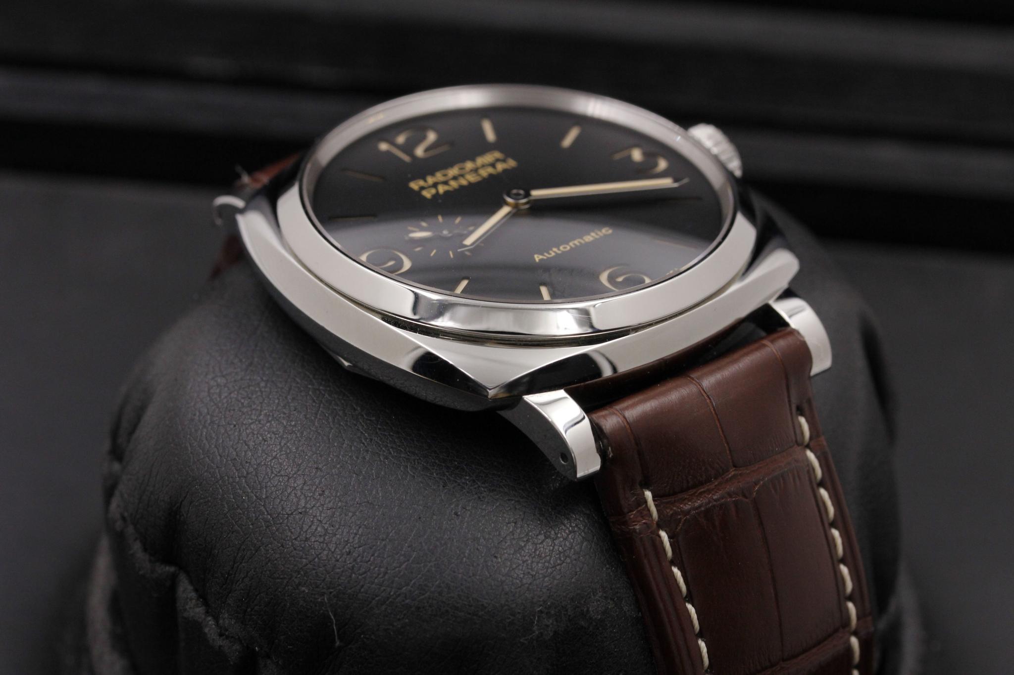 Watch Image 6