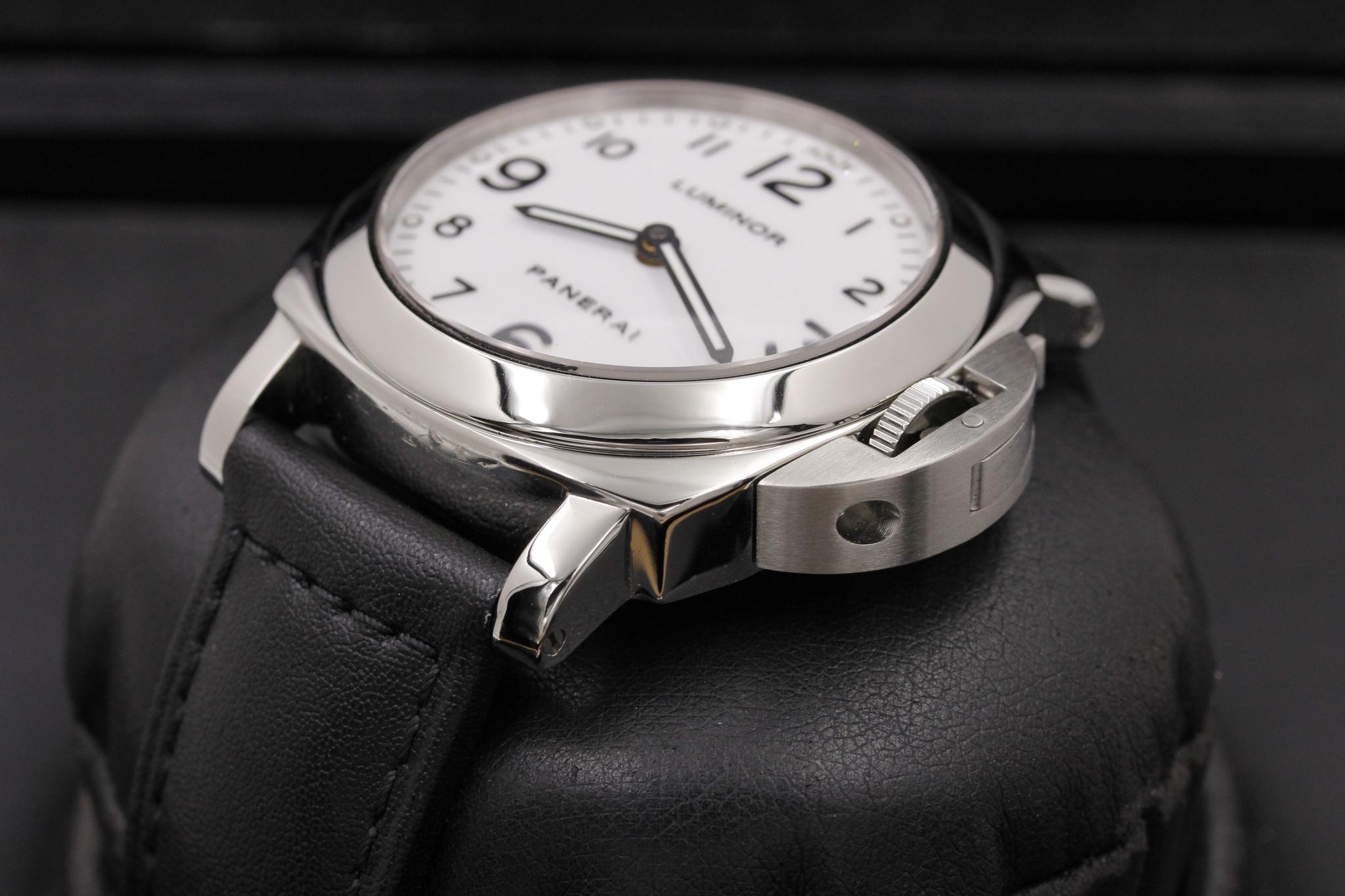 Watch Image 2