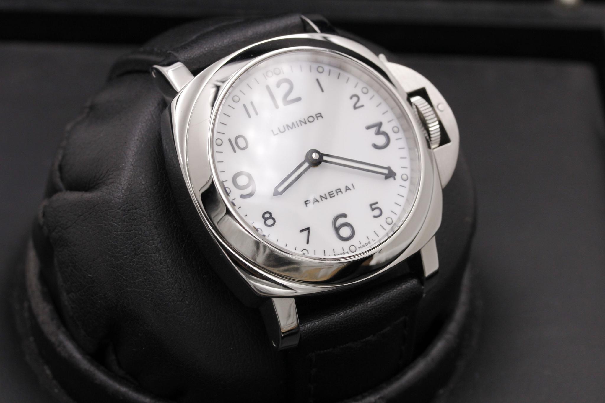 Watch Image 10