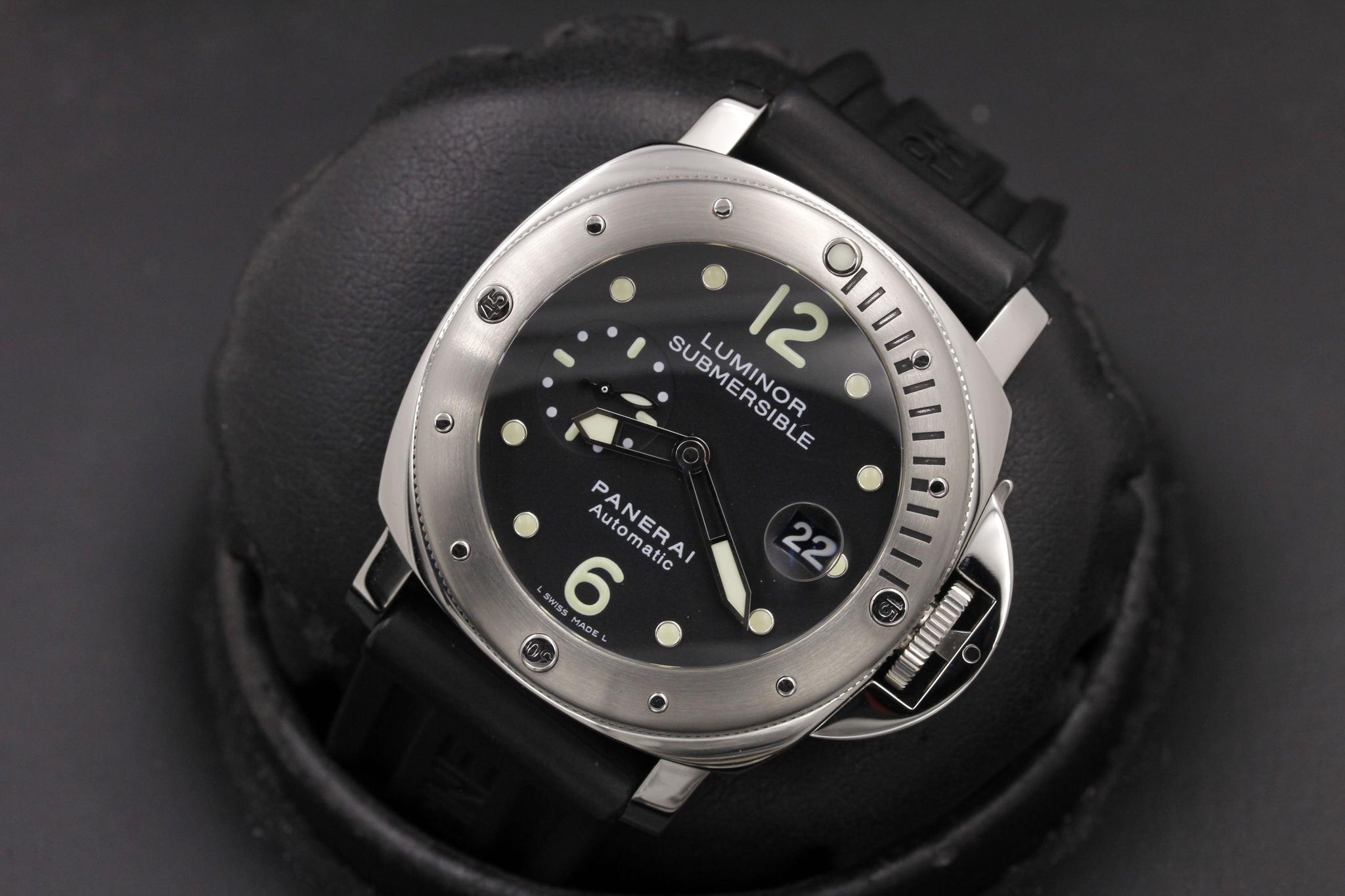 Watch Image 9