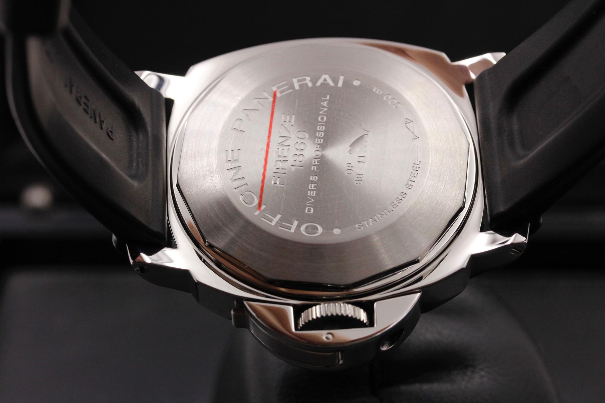 Watch Image 7