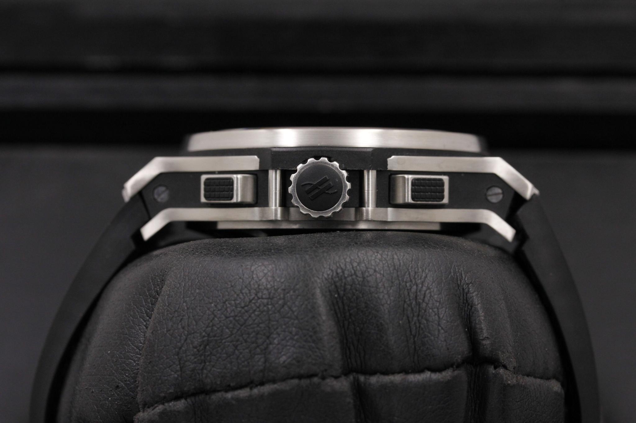 Watch Image 3