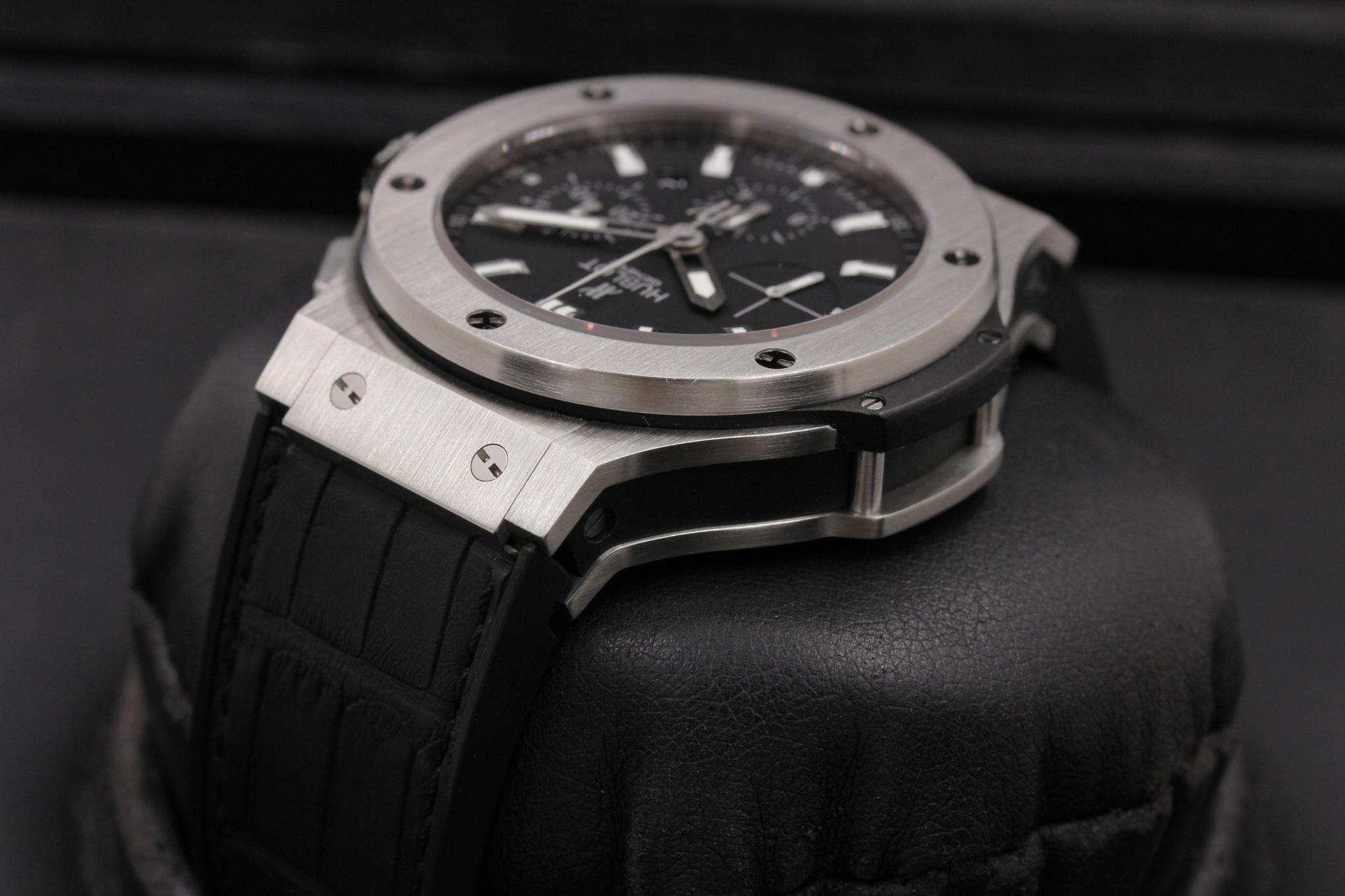 Watch Image 5
