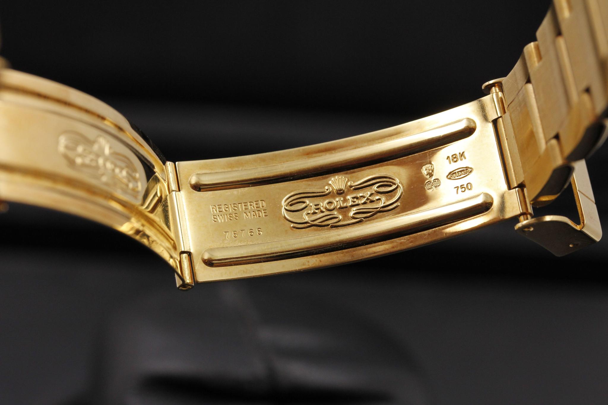 Watch Image 10