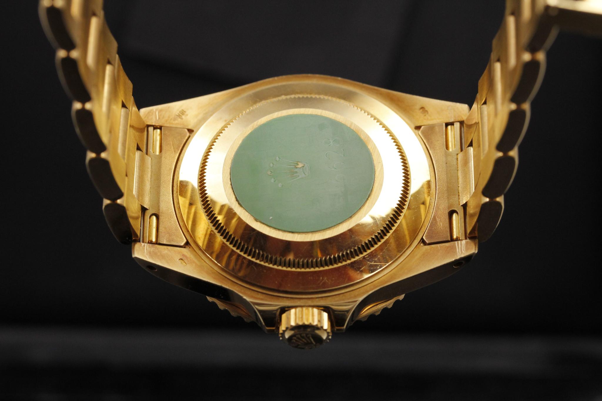 Watch Image 8