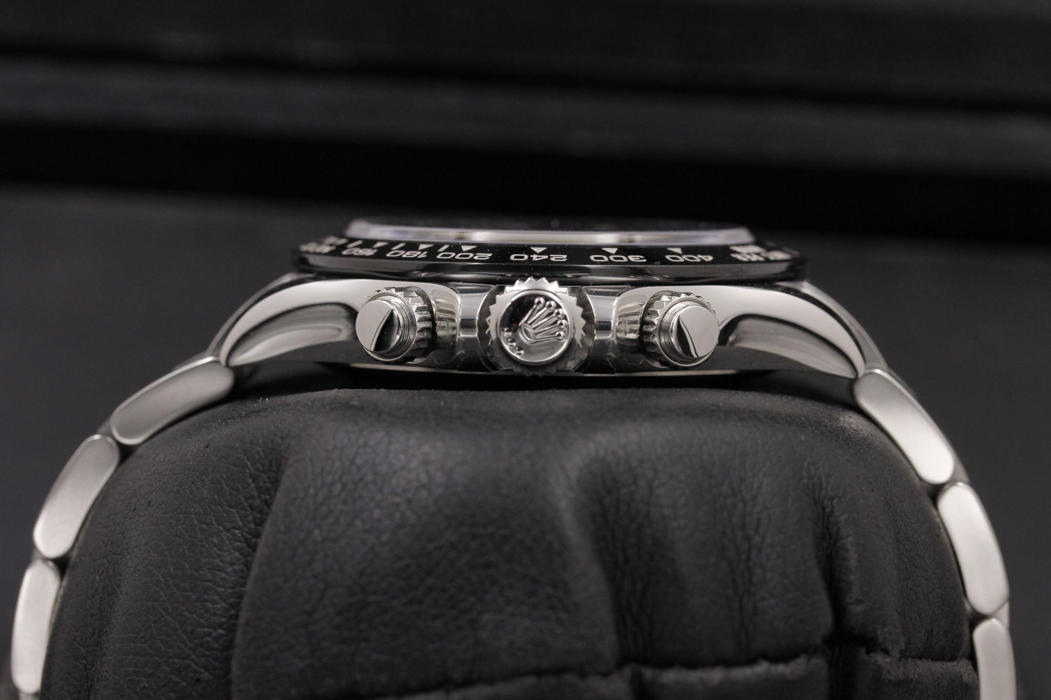Watch Image 3