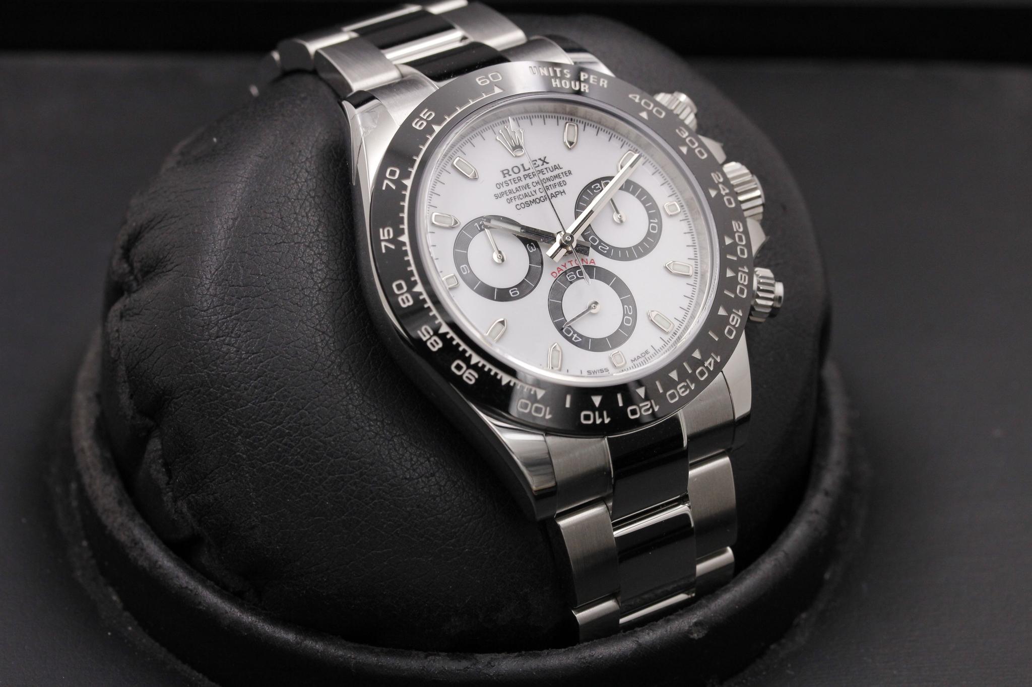 Watch Image 10