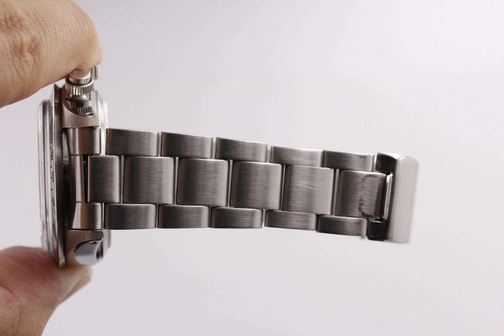 Watch Image 9