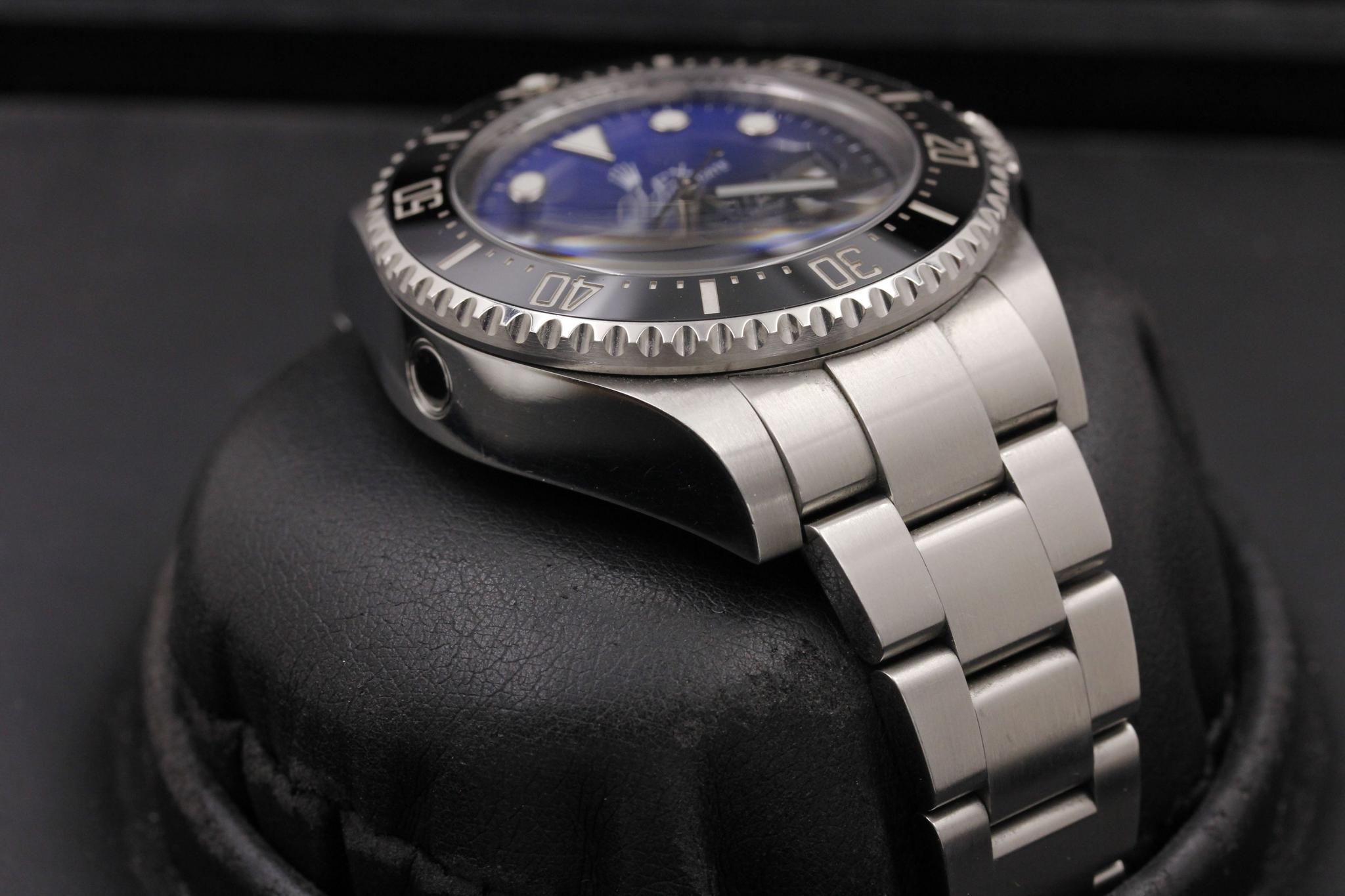 Watch Image 6