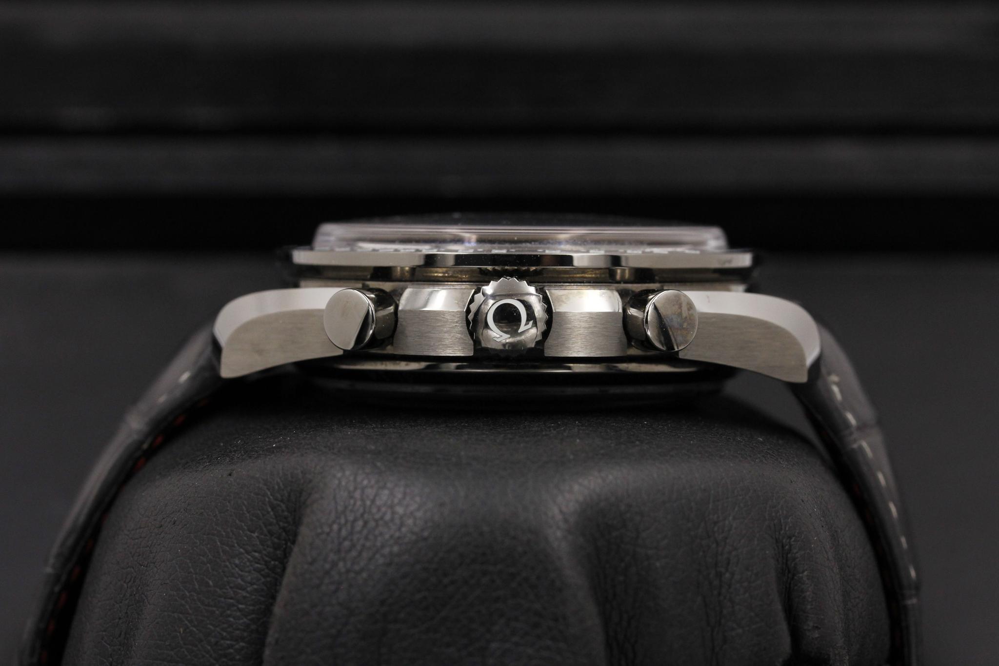 Watch Image 3