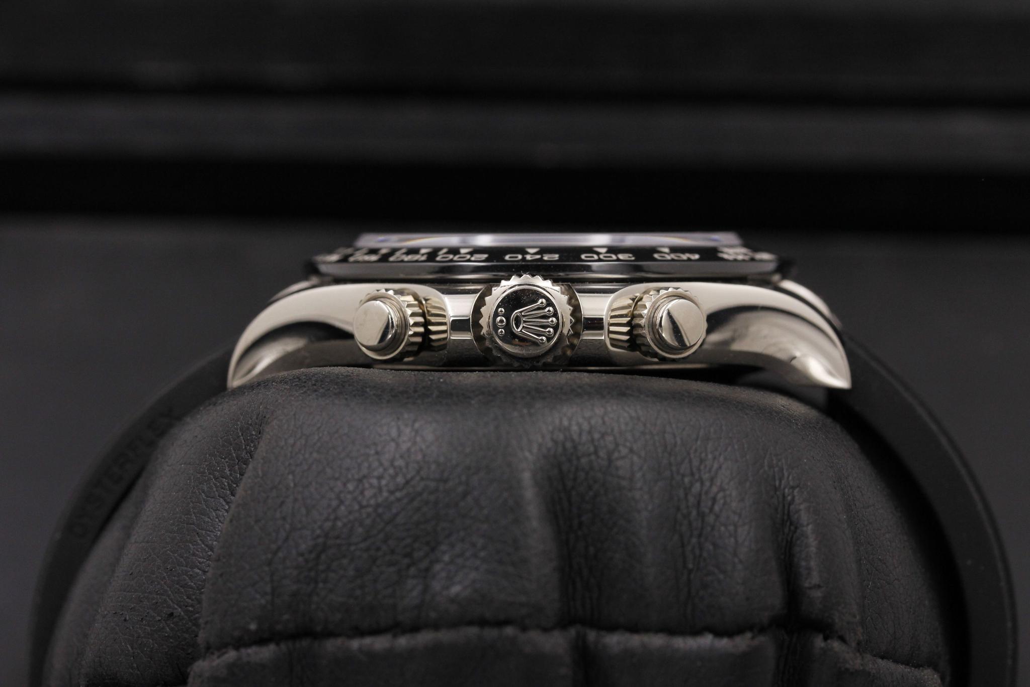 Watch Image 3