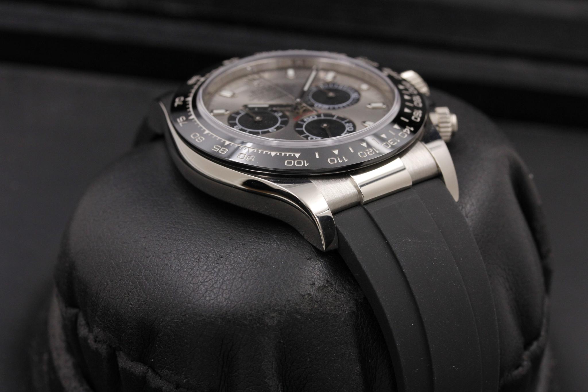 Watch Image 6