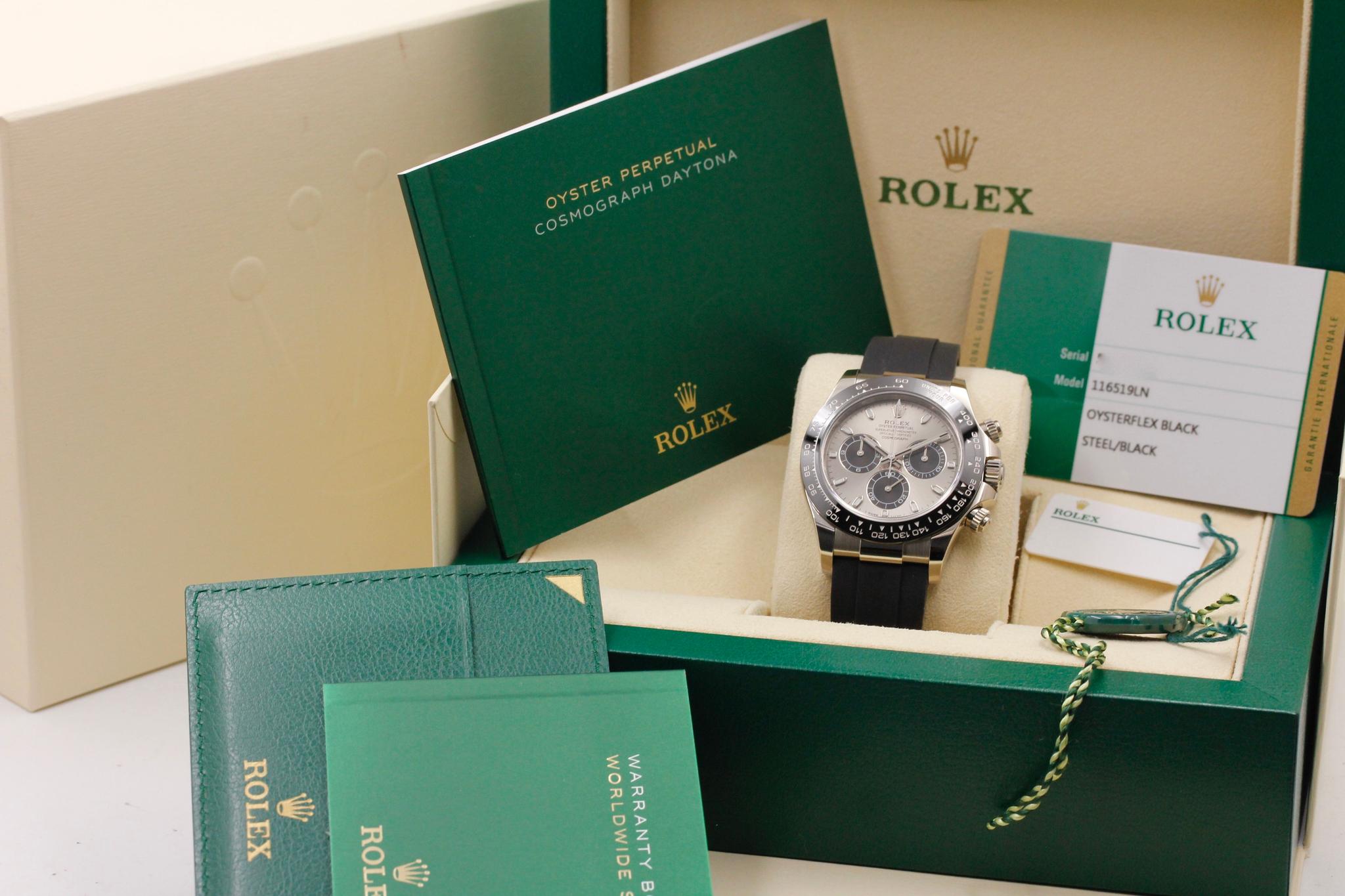 Watch Image 11