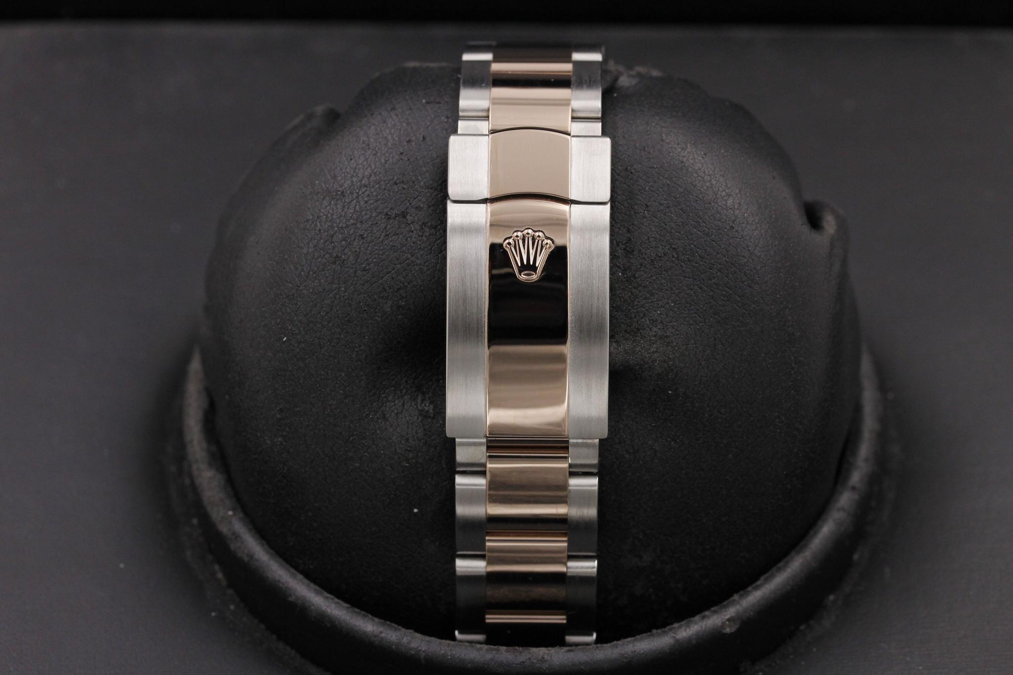 Watch Image 8