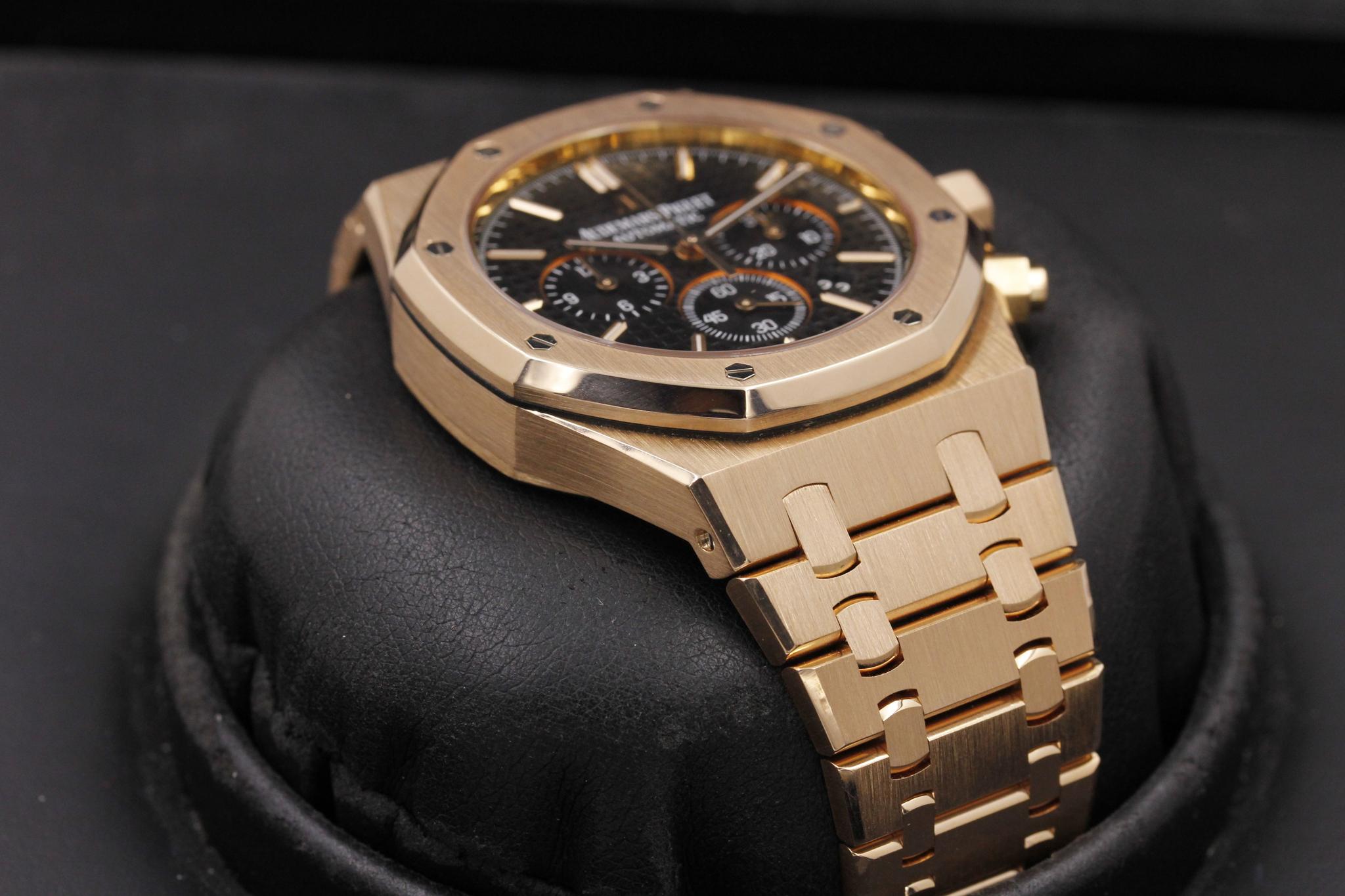 Watch Image 6