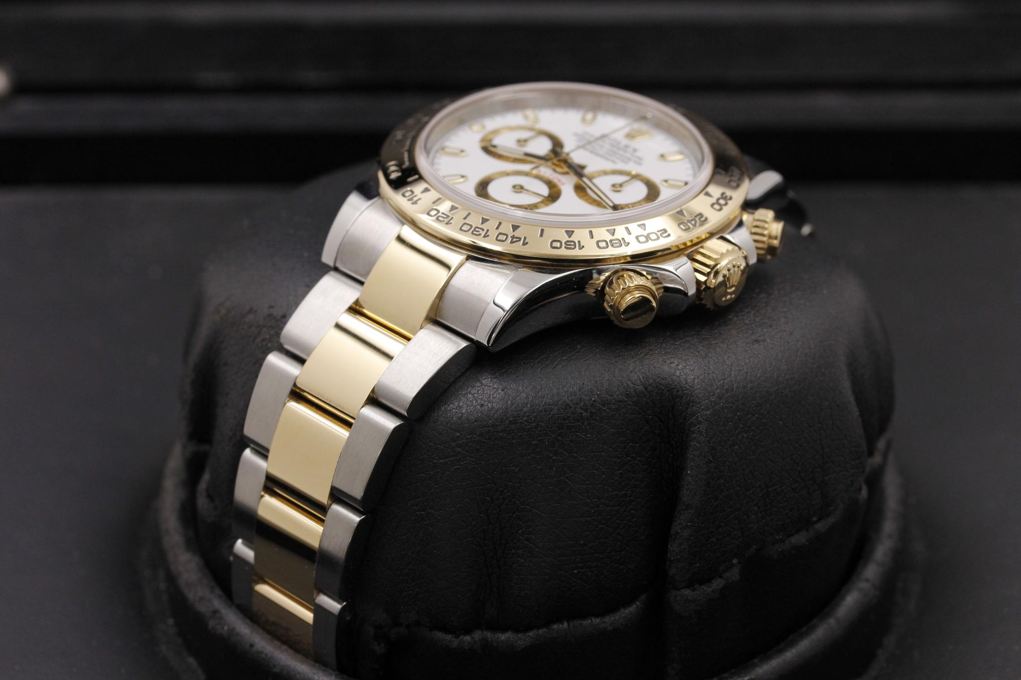 Watch Image 2