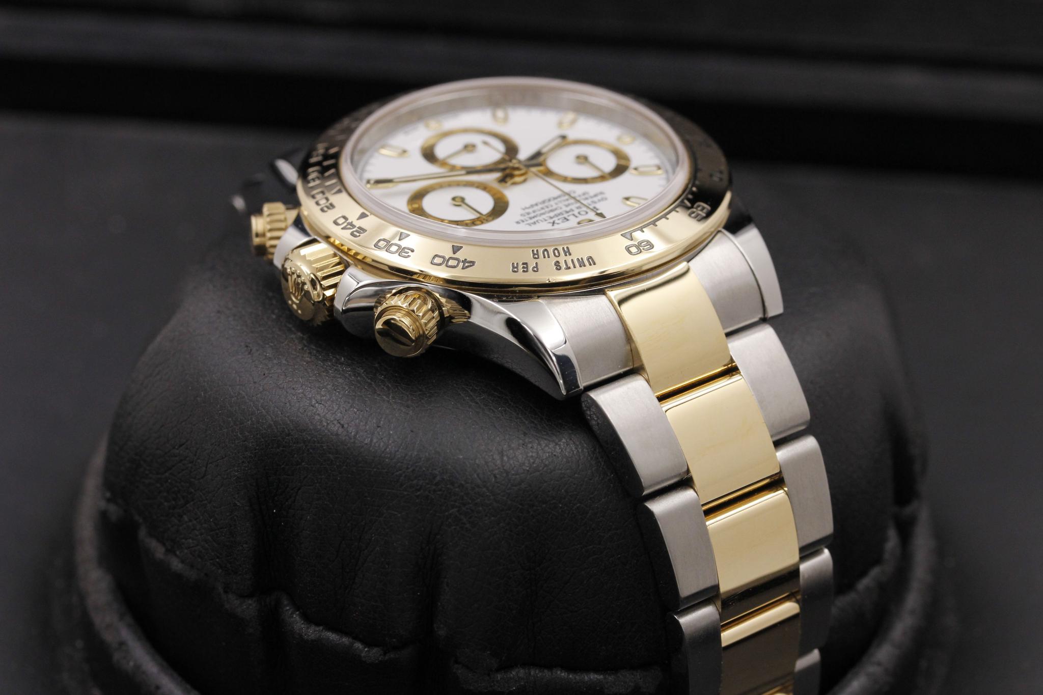 Watch Image 4