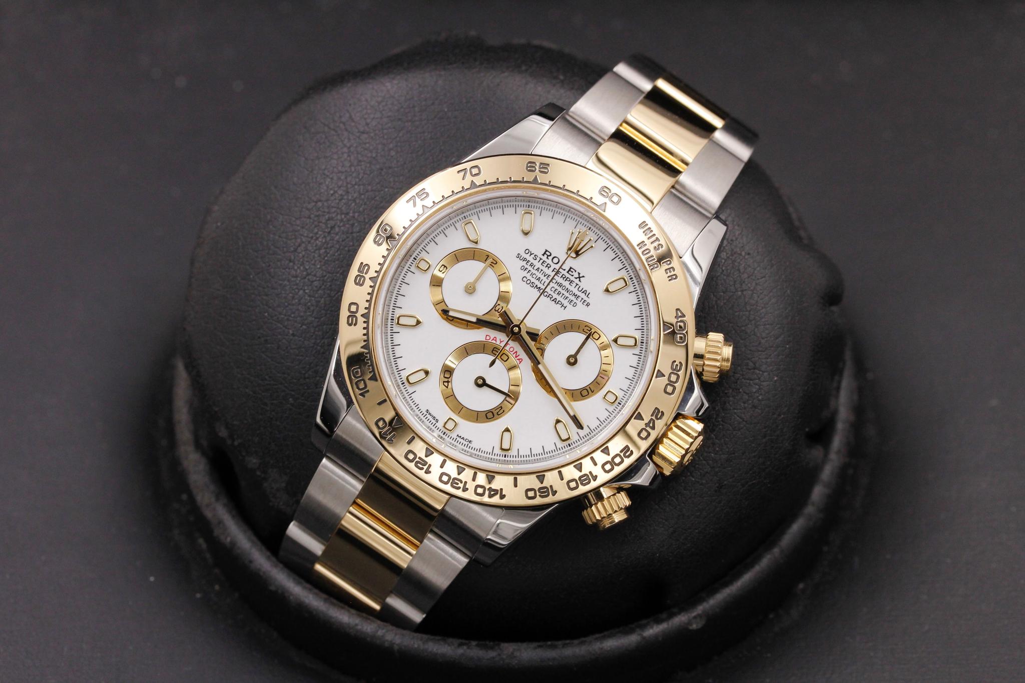 Watch Image 9