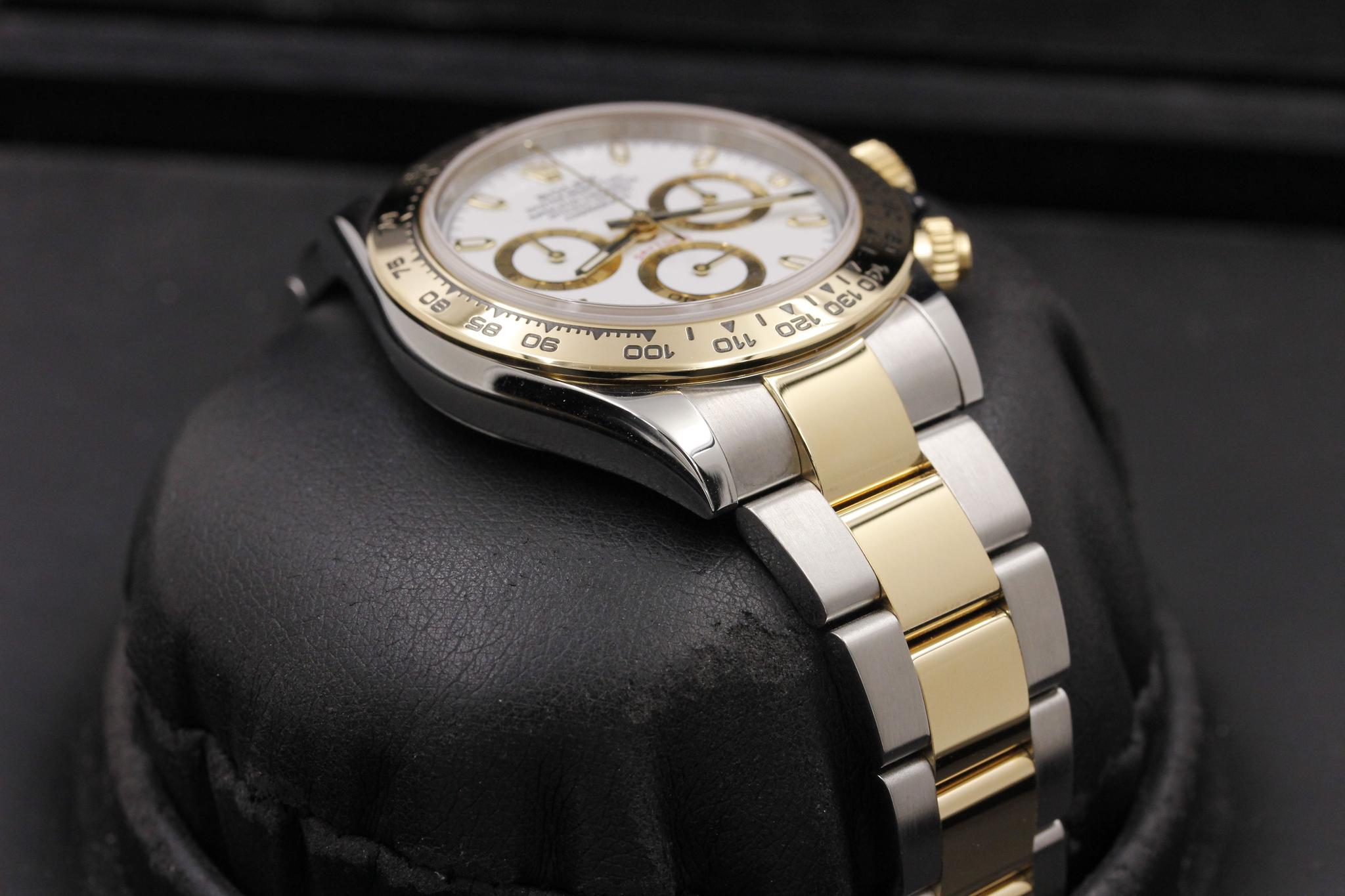 Watch Image 6