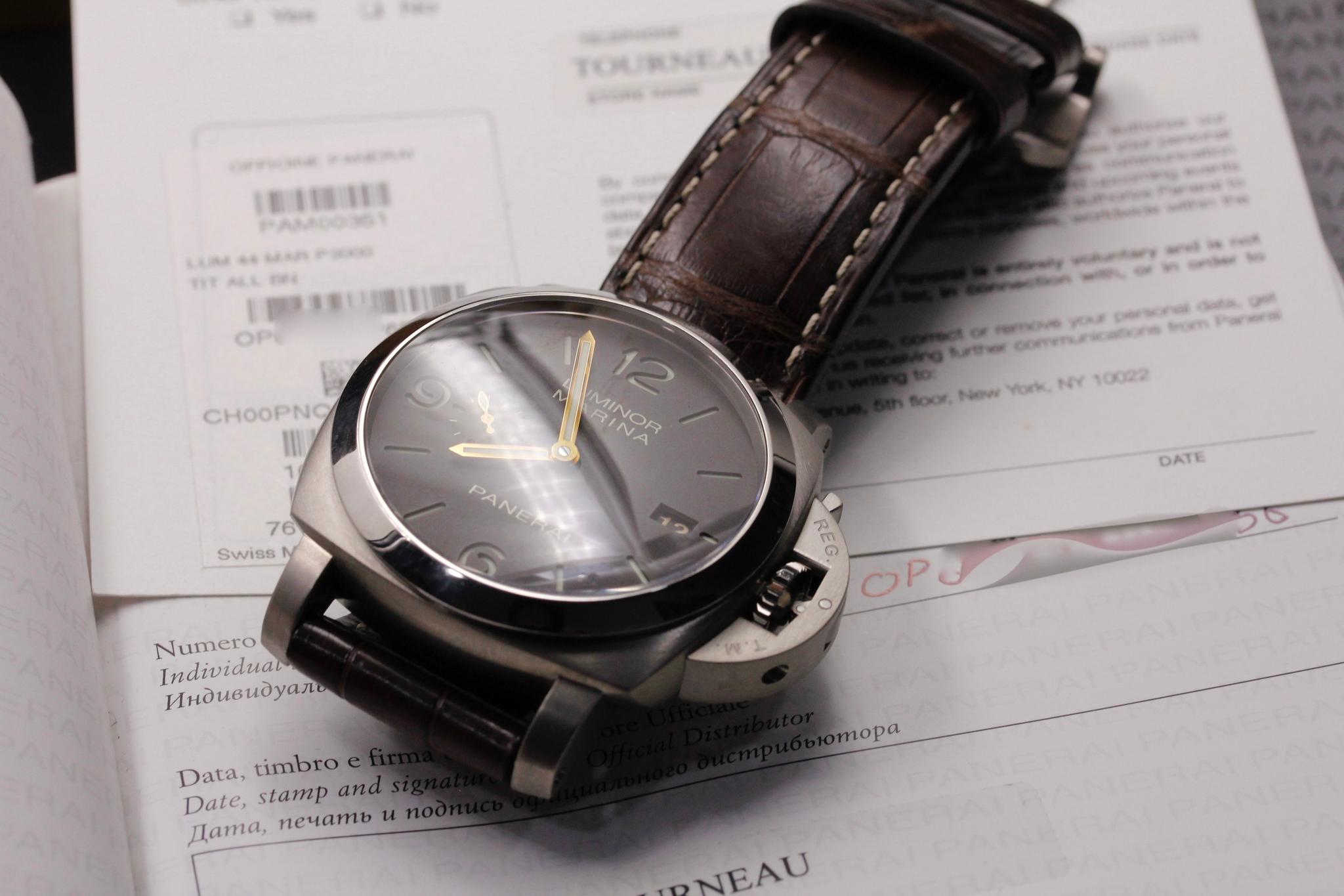 Watch Image 11
