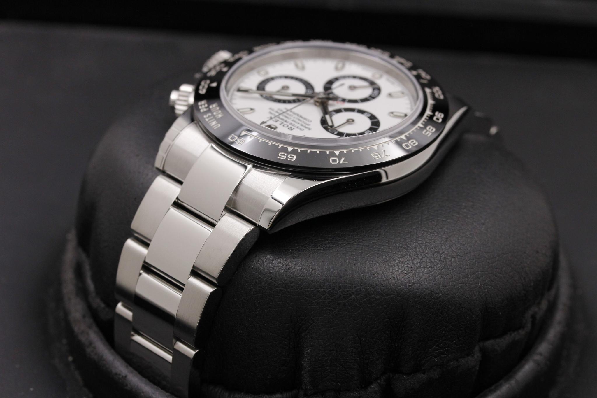 Watch Image 5