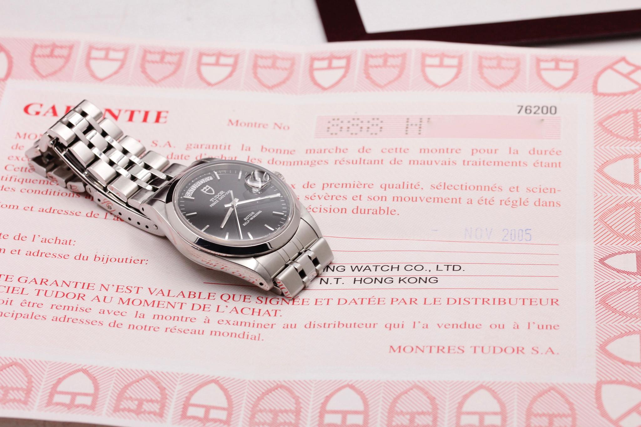 Watch Image 11