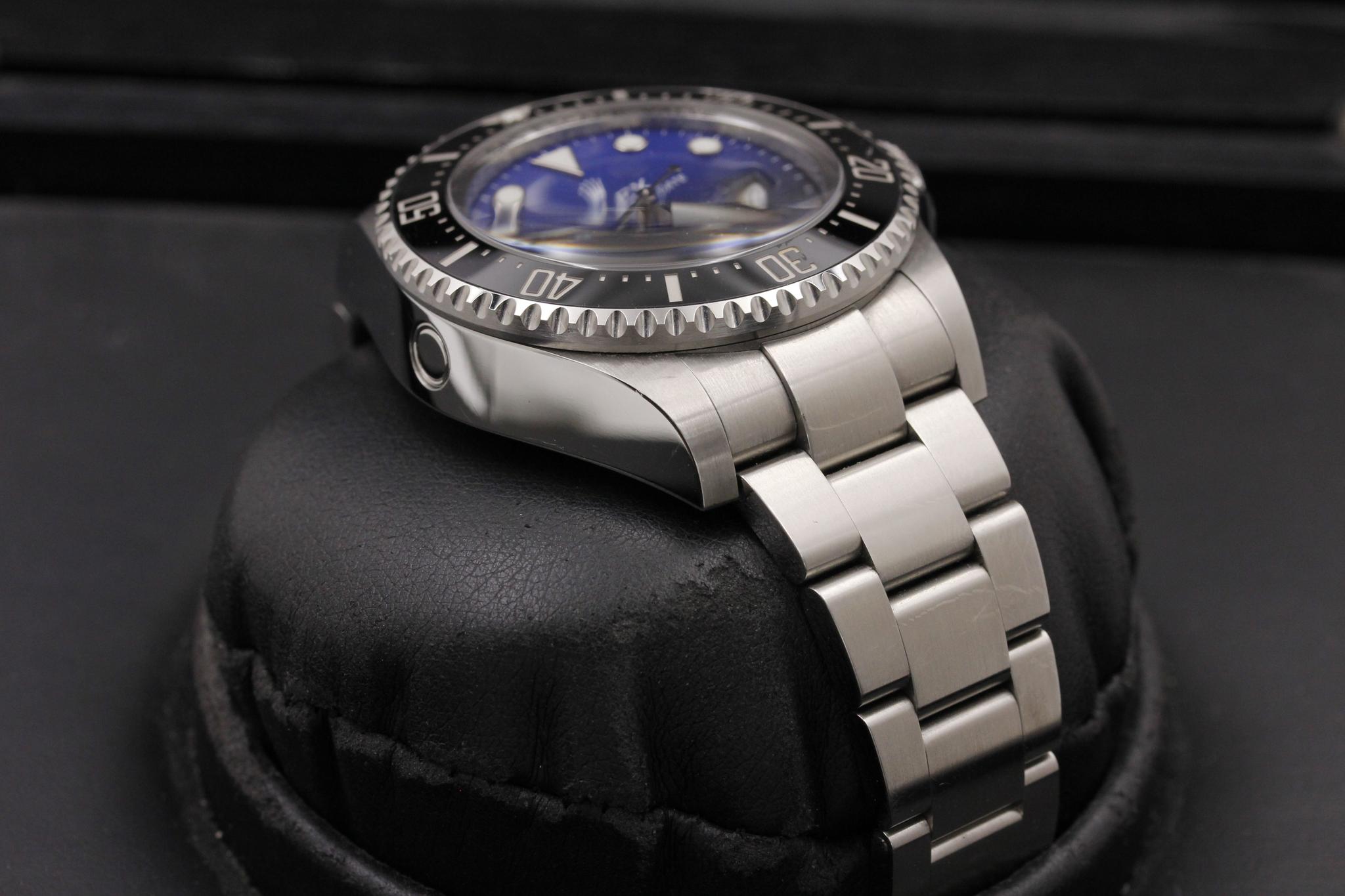 Watch Image 7