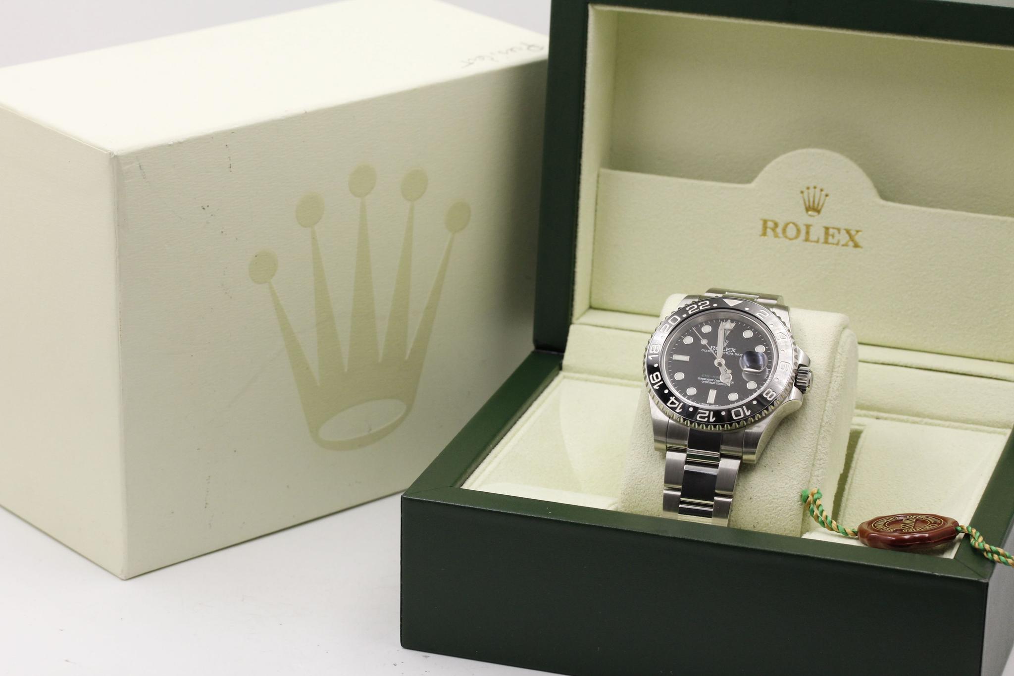 Watch Image 11