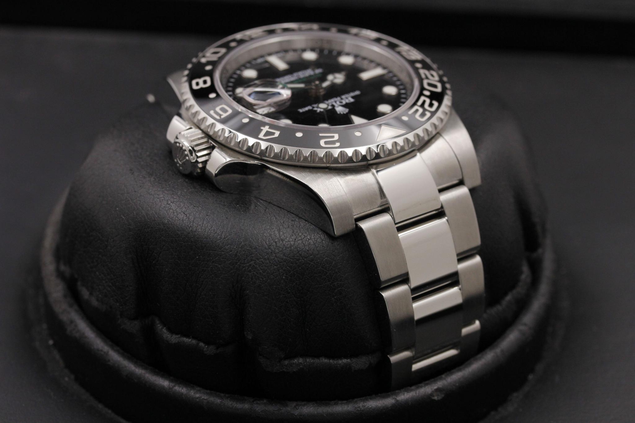 Watch Image 4