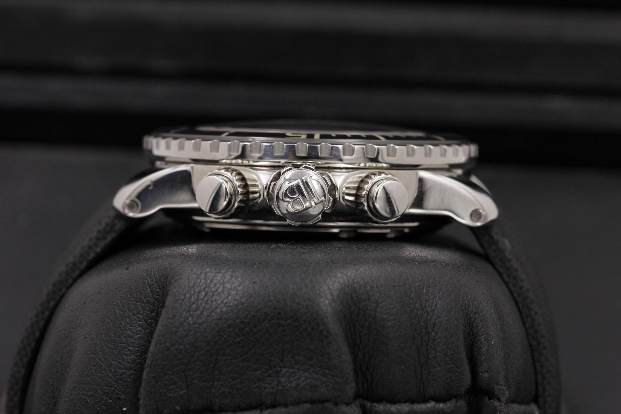 Watch Image 3