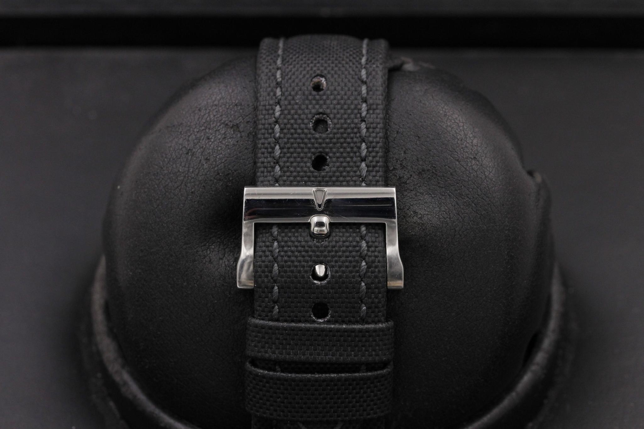 Watch Image 8