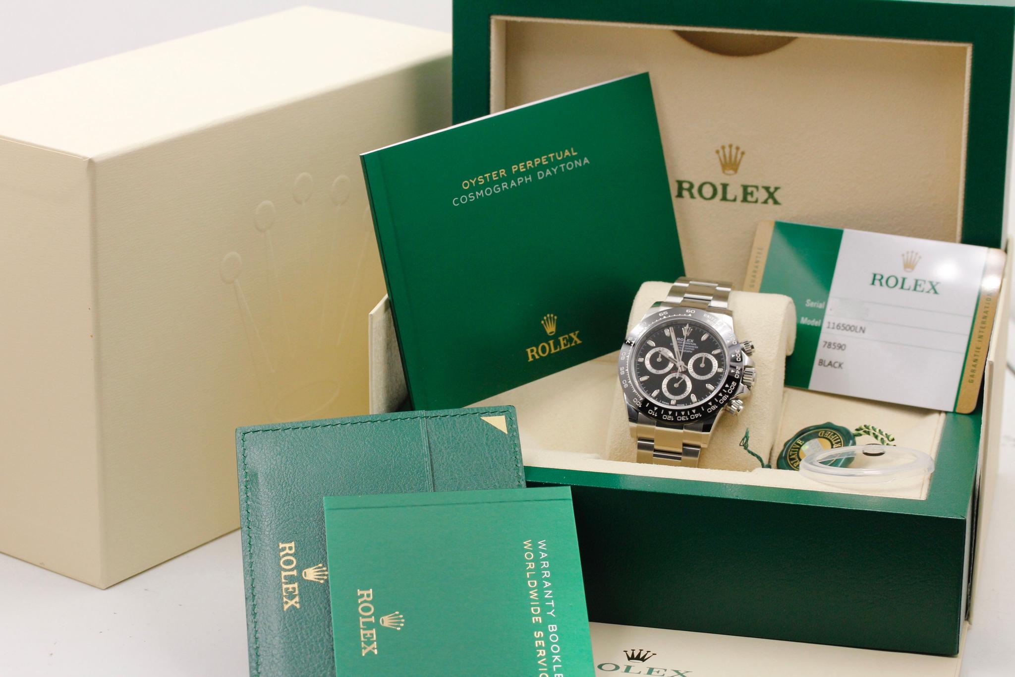 Watch Image 11