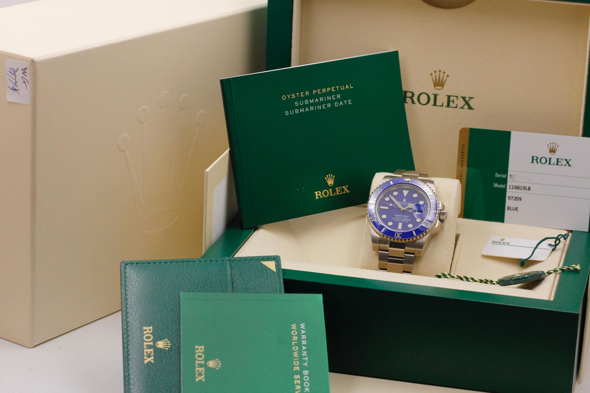 Watch Image 11