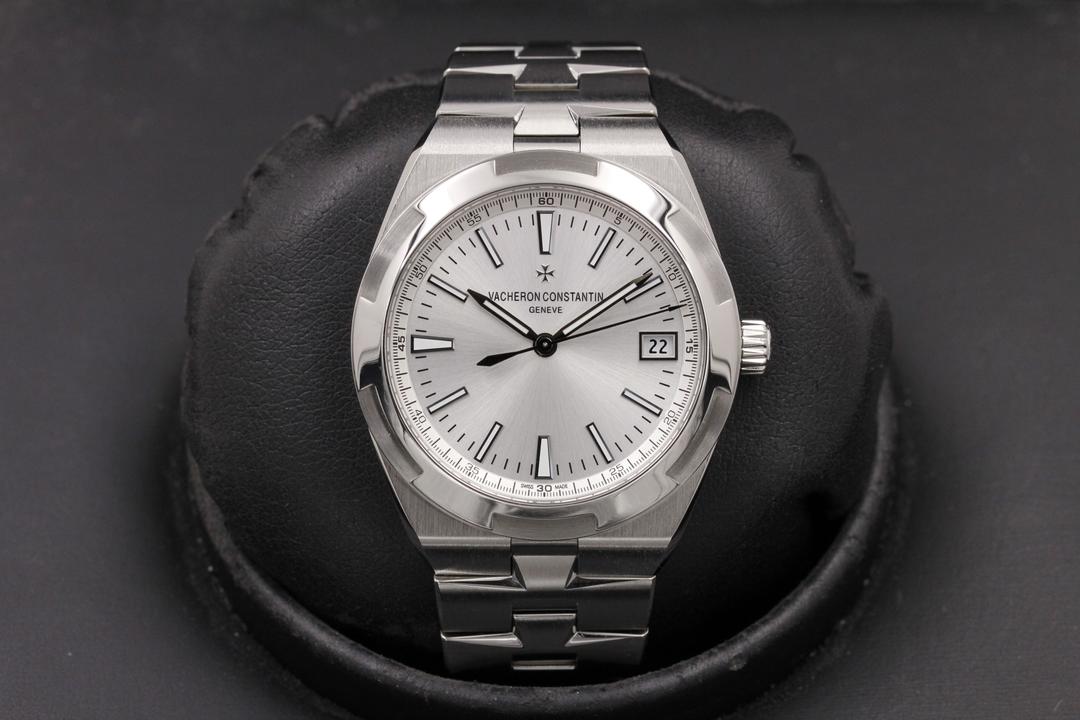 Vacheron Constantin Overseas 4500v/110a-b126