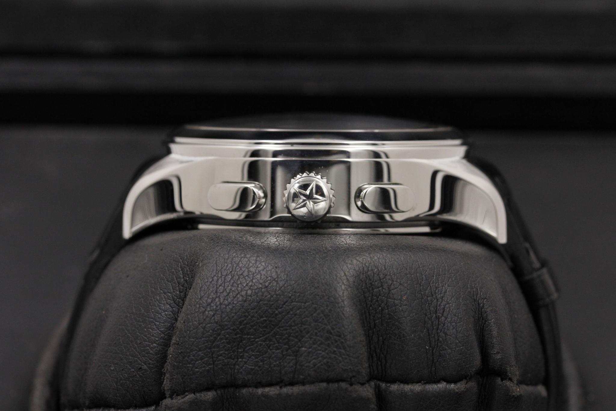 Watch Image 3