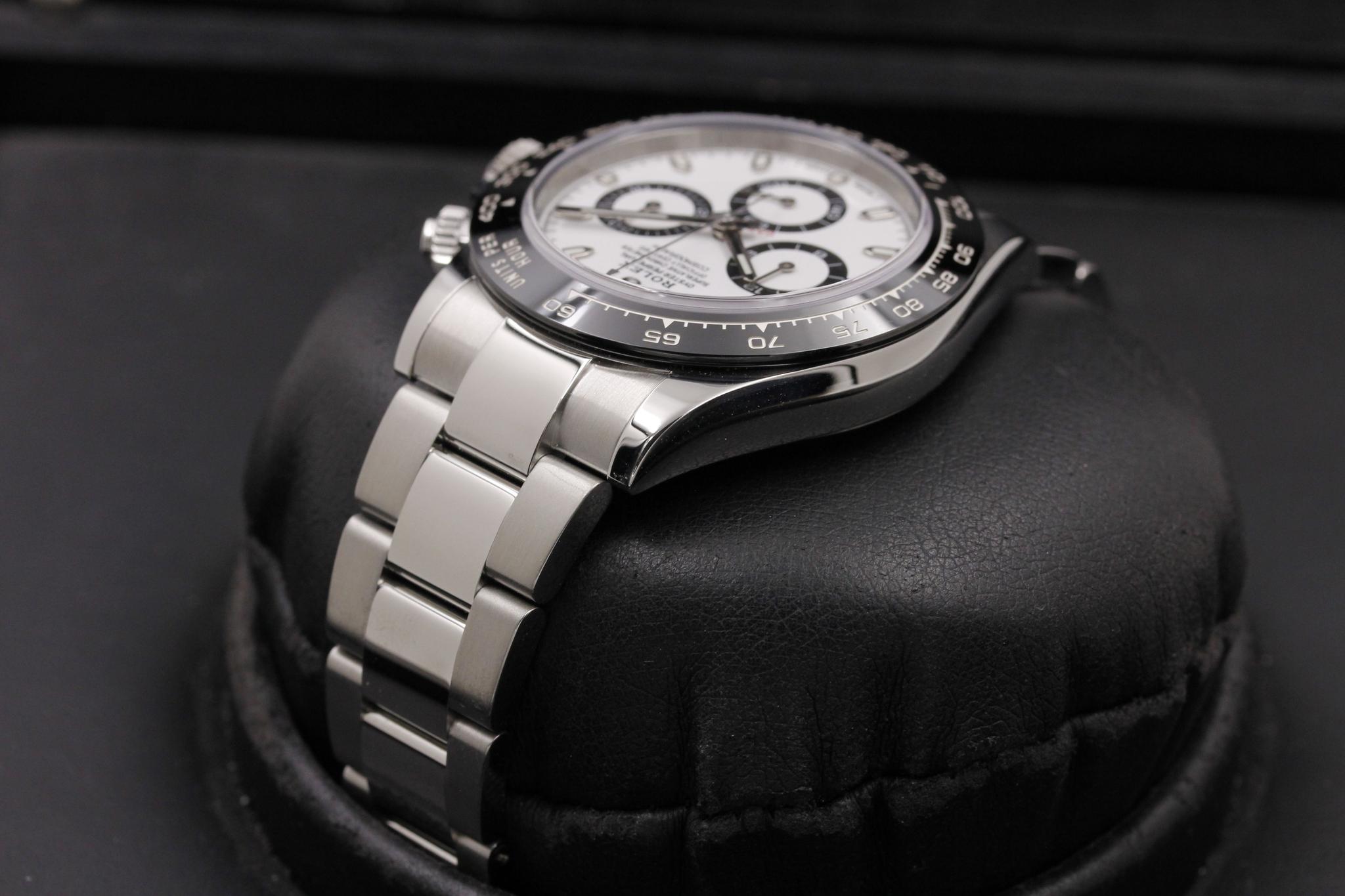 Watch Image 5