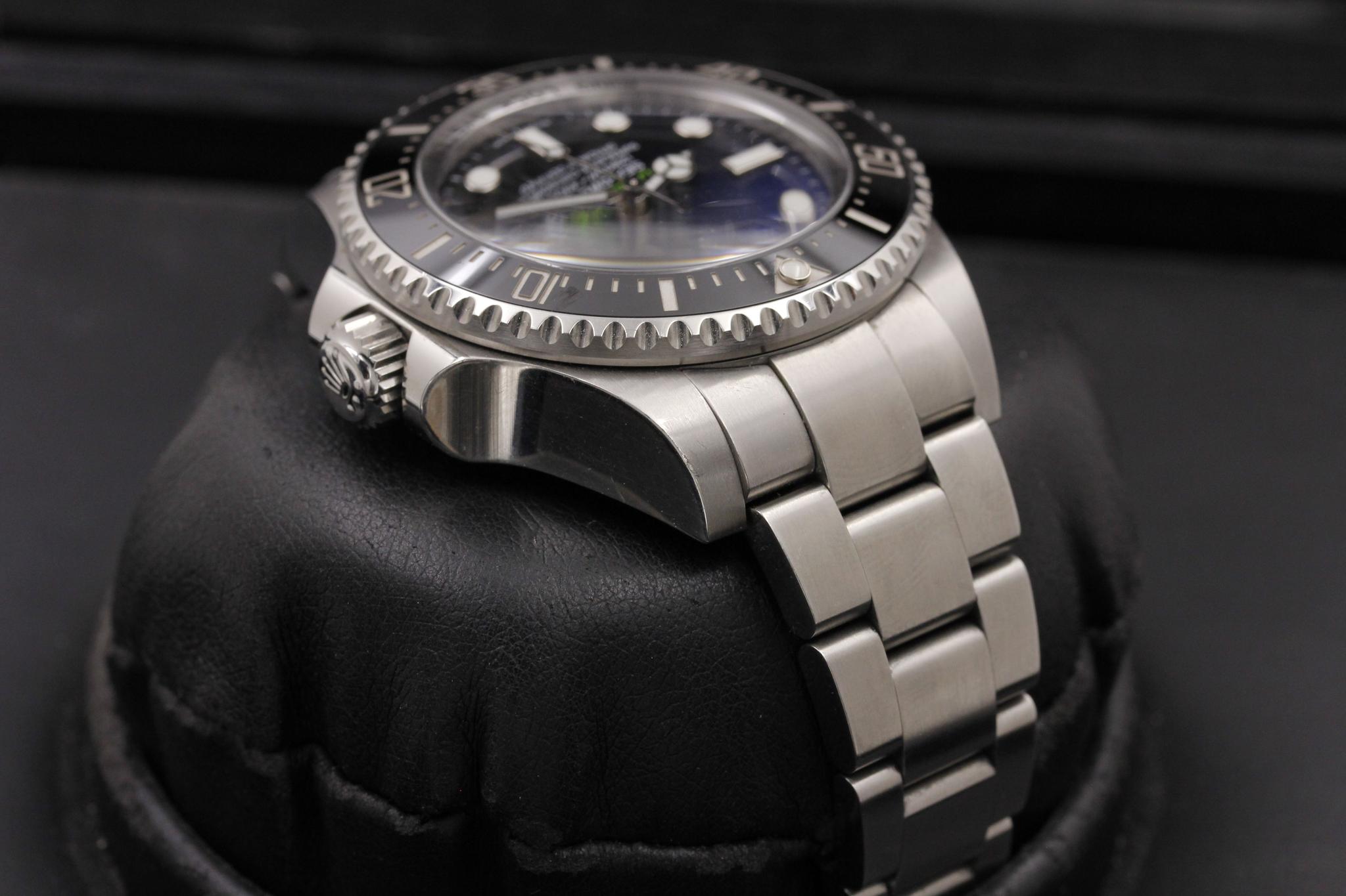 Watch Image 4