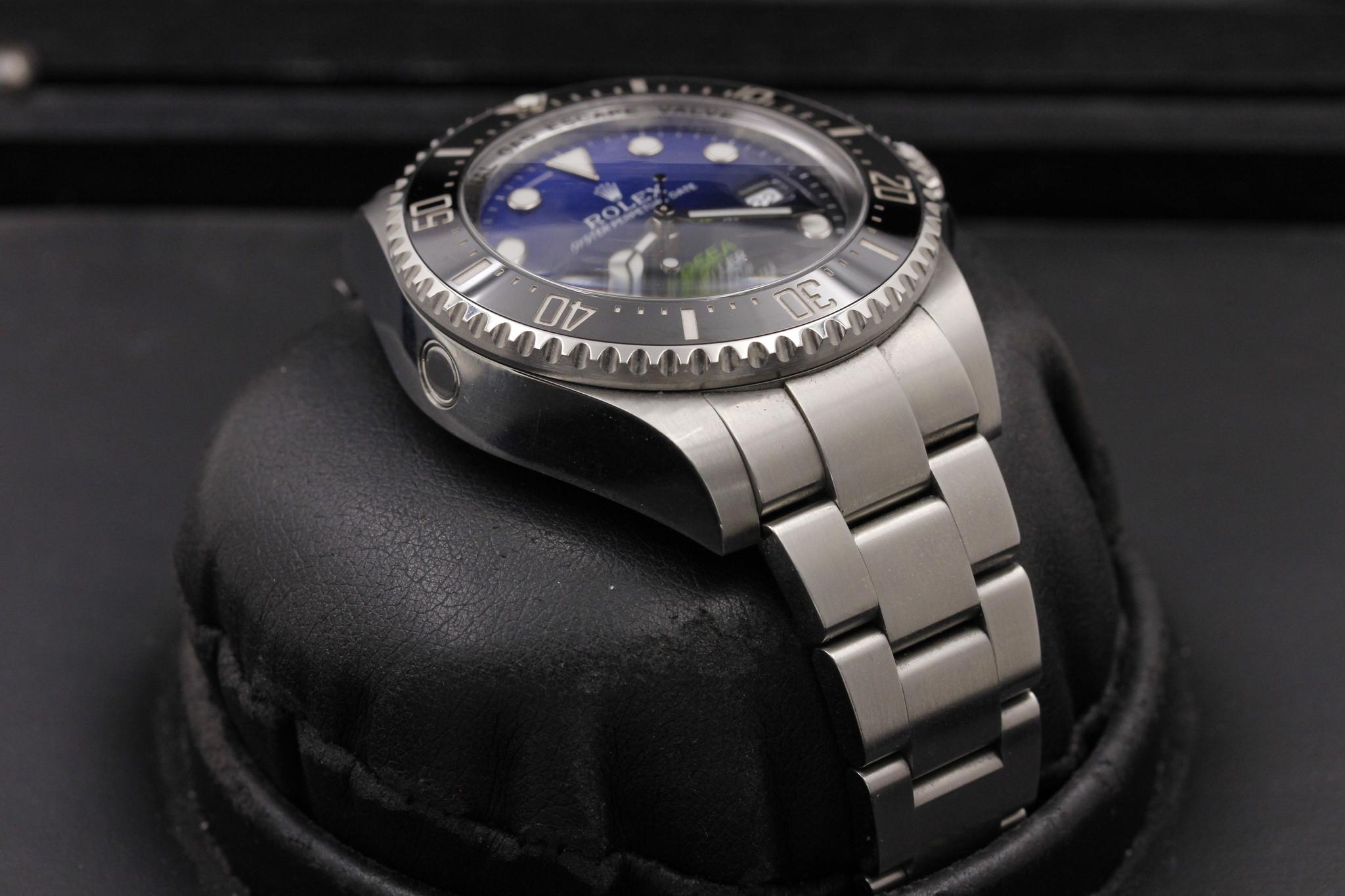 Watch Image 6