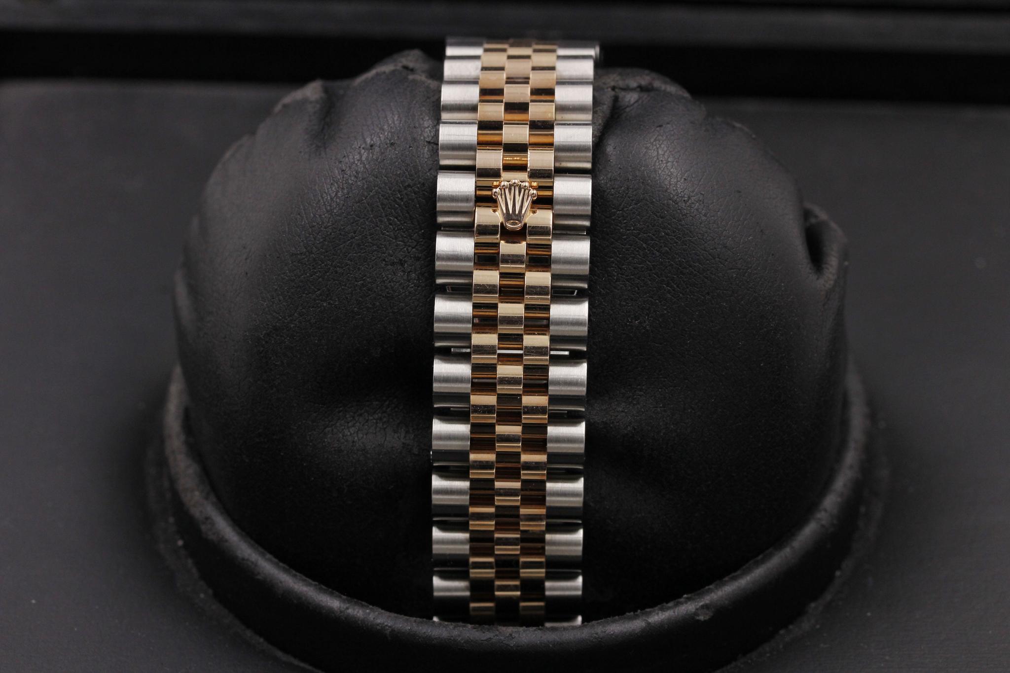 Watch Image 8