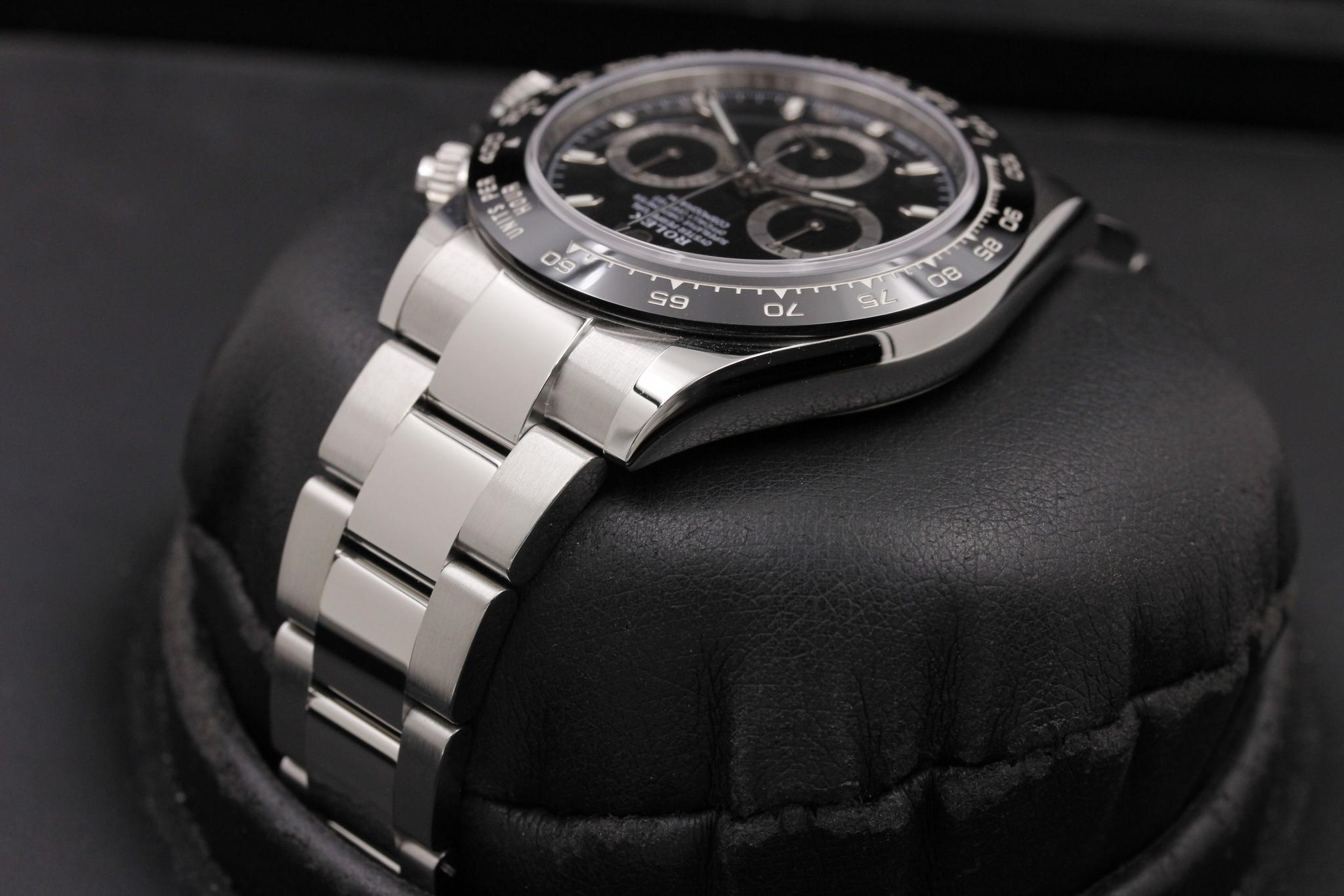 Watch Image 5