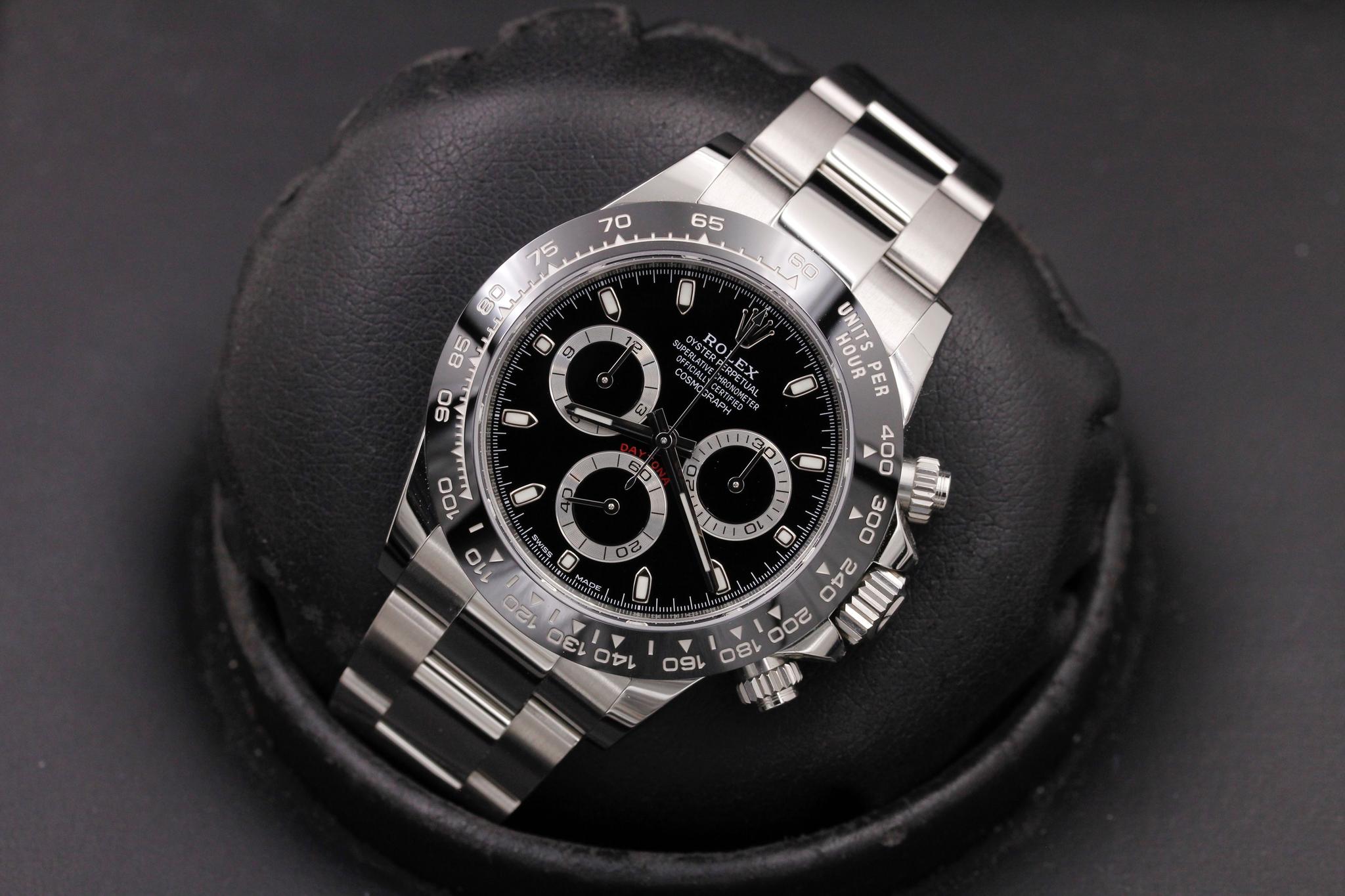 Watch Image 9