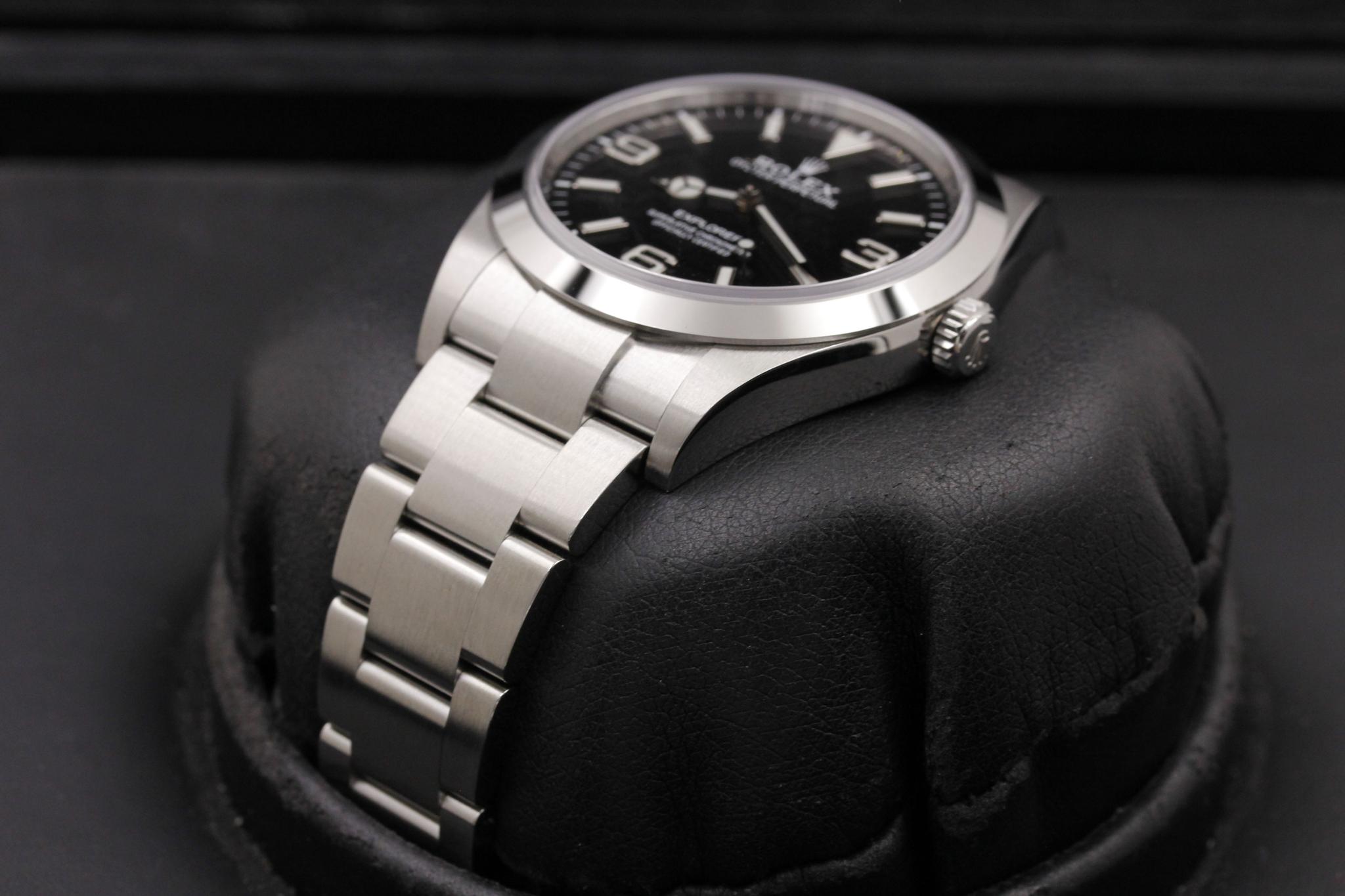 Watch Image 2
