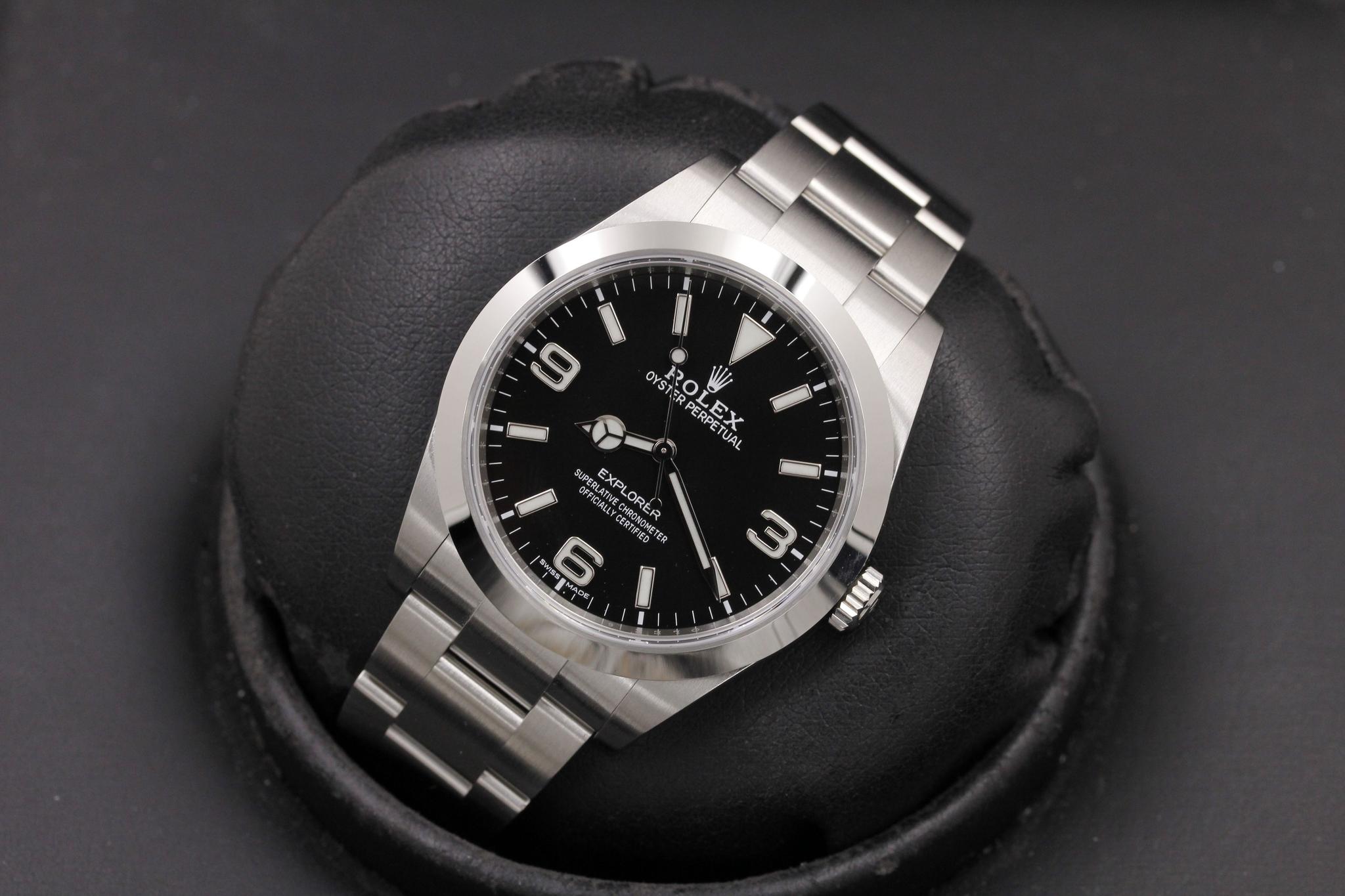 Watch Image 9
