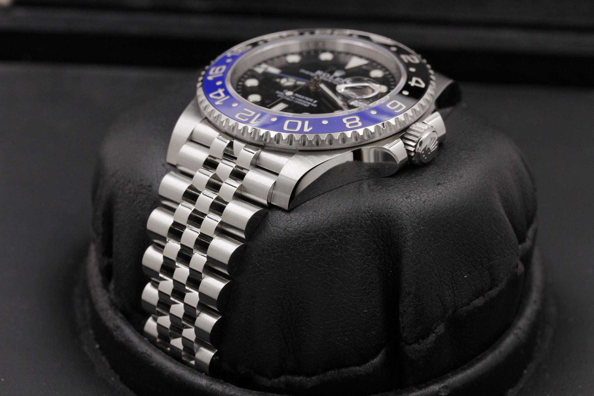 Watch Image 2