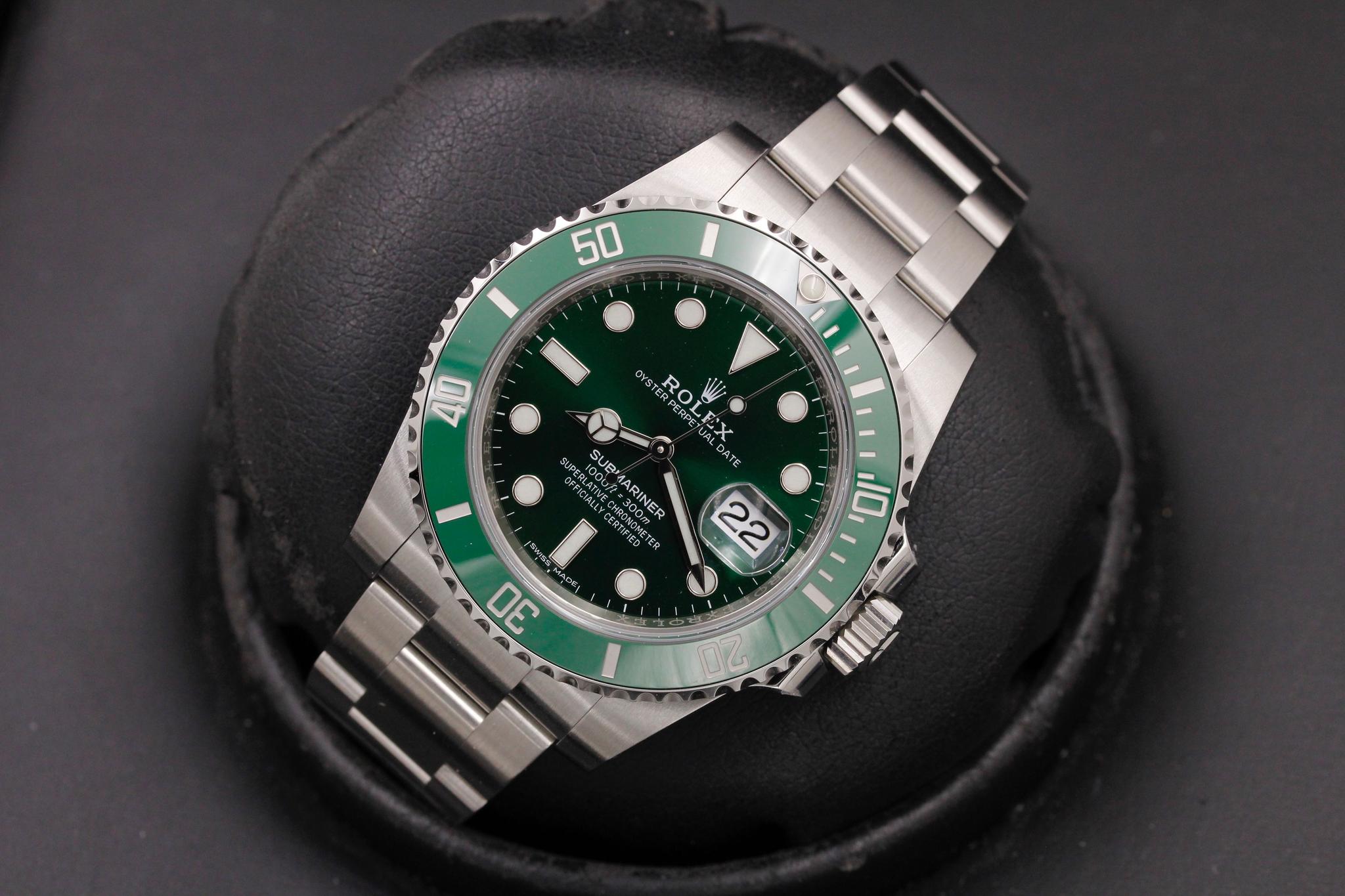 Watch Image 9