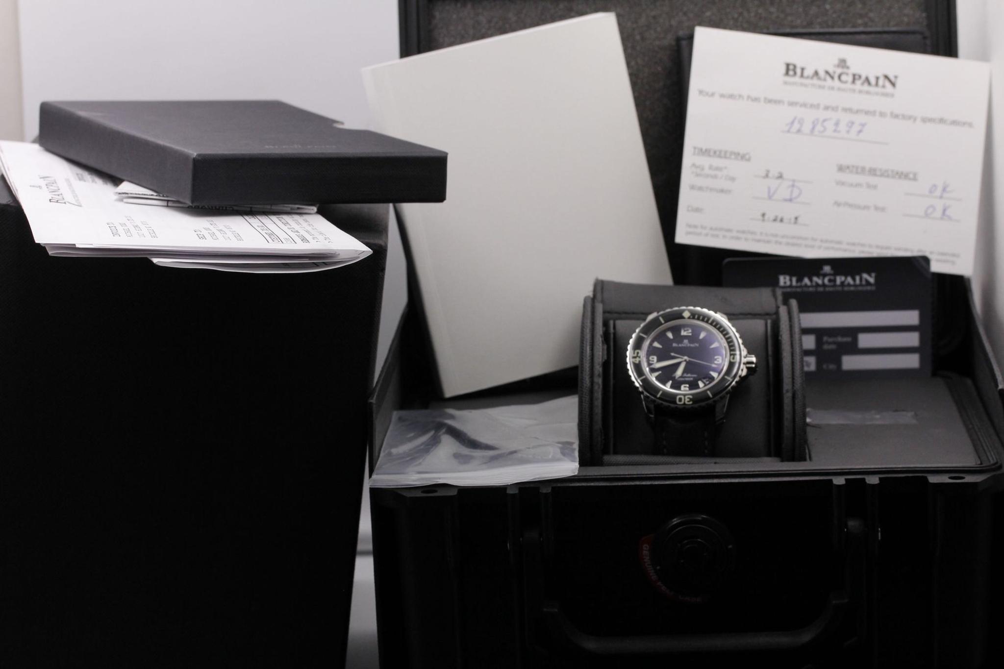 Watch Image 11